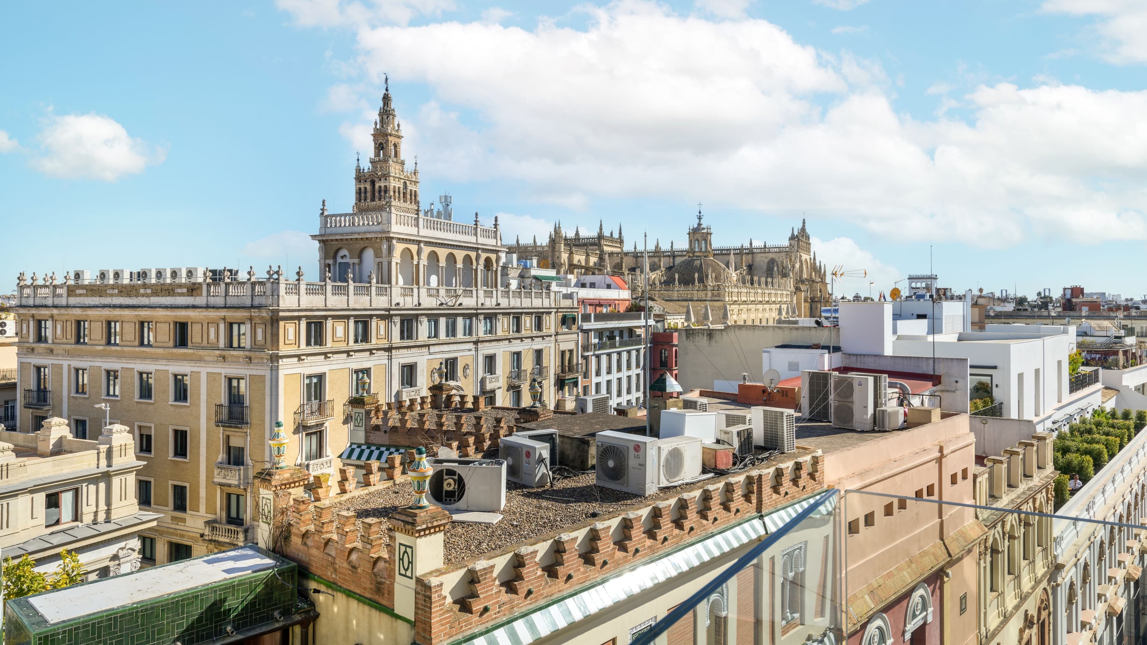 Querencia de Sevilla, Autograph Collection — 13