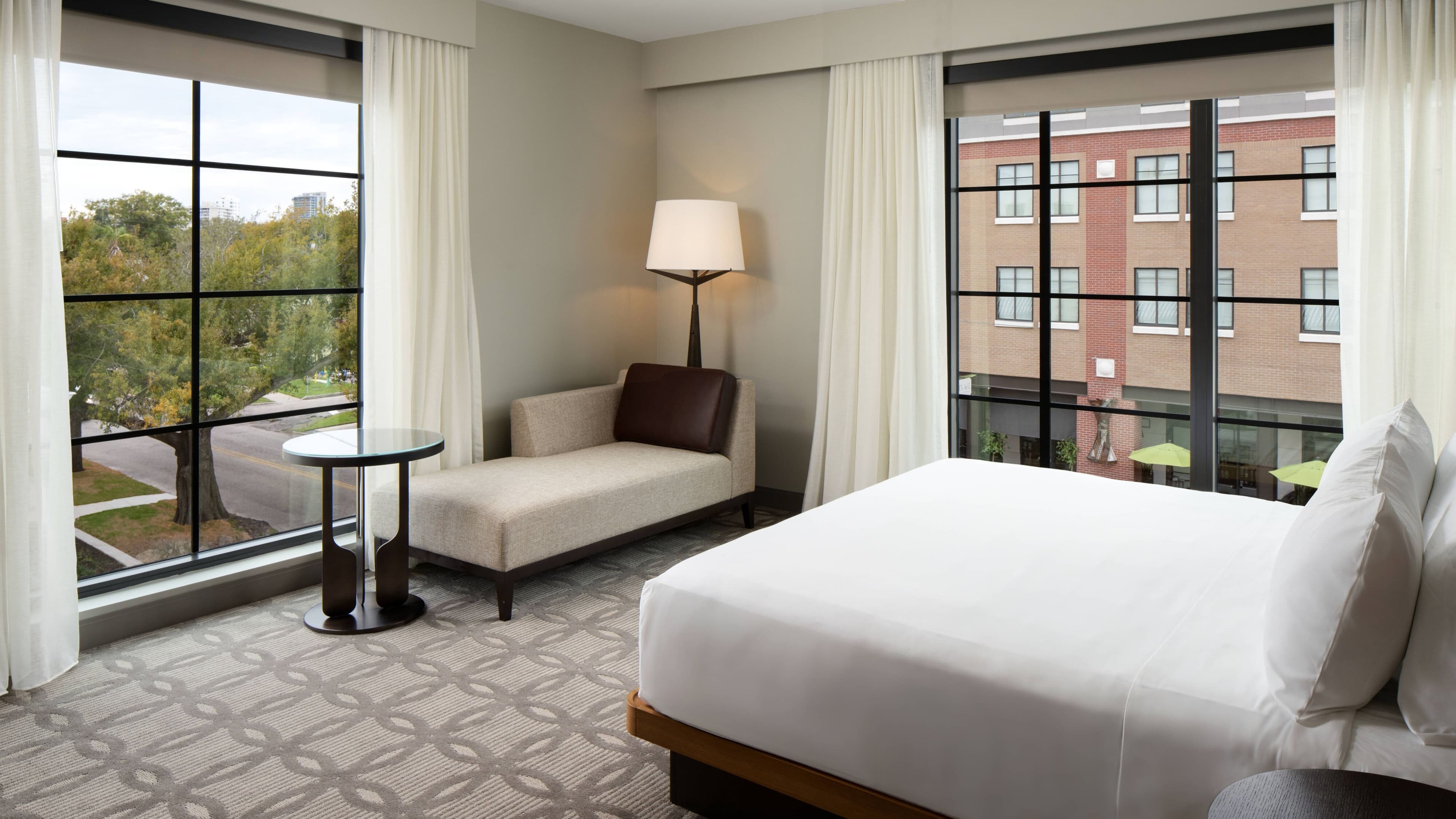 Epicurean Hotel, Autograph Collection — 12