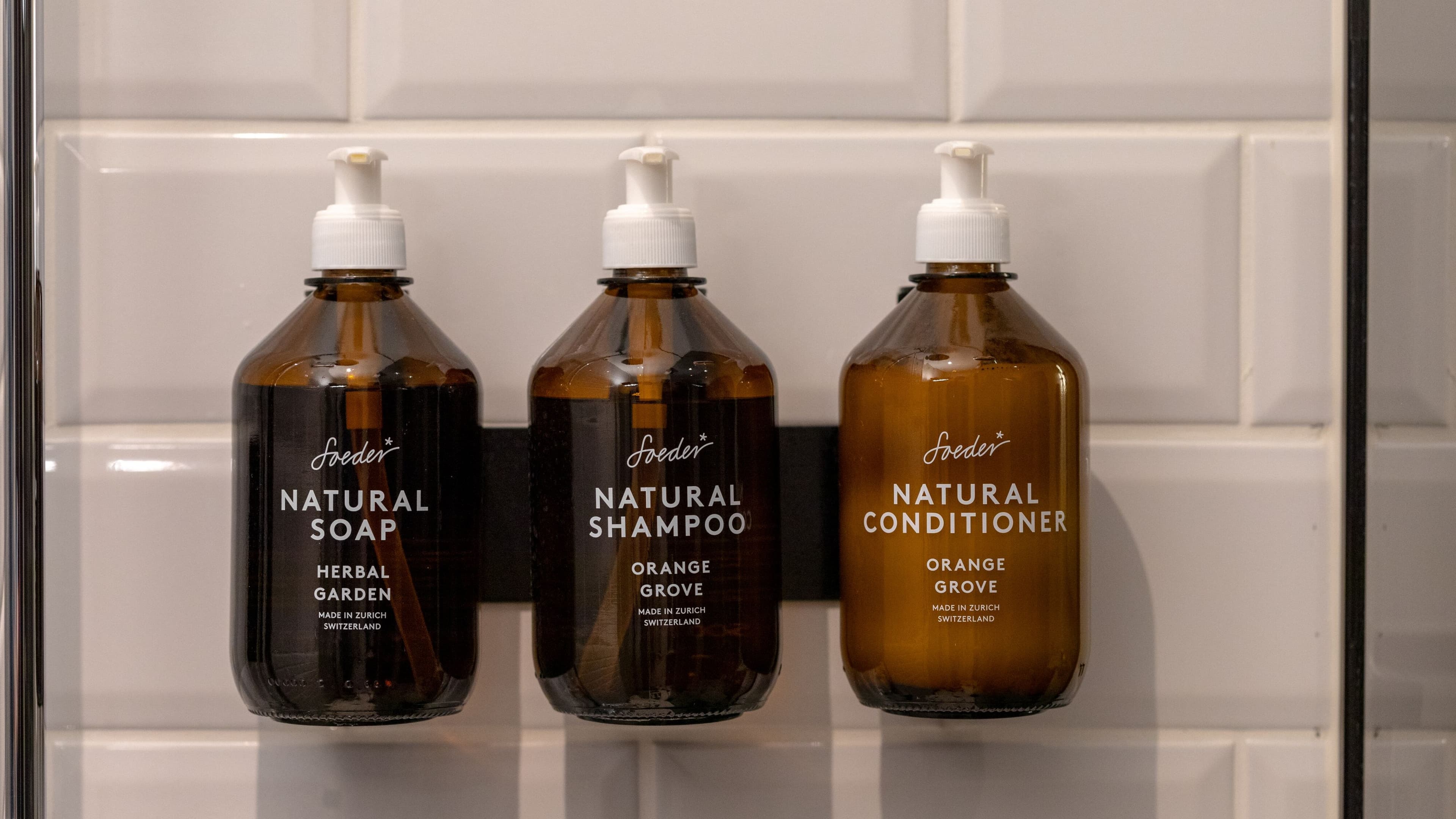 Deluxe Room - Image 8