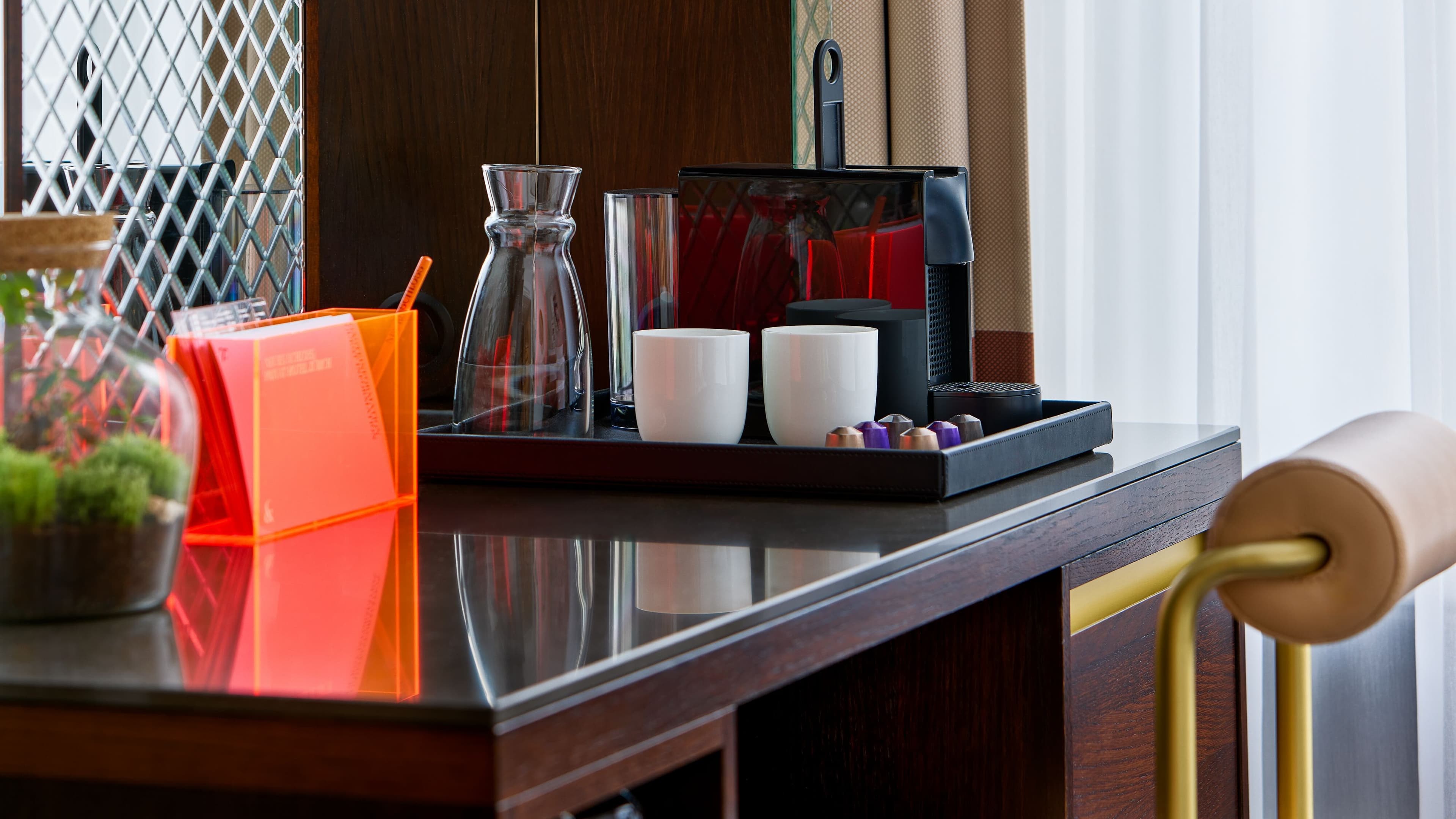 Deluxe Room - Image 5