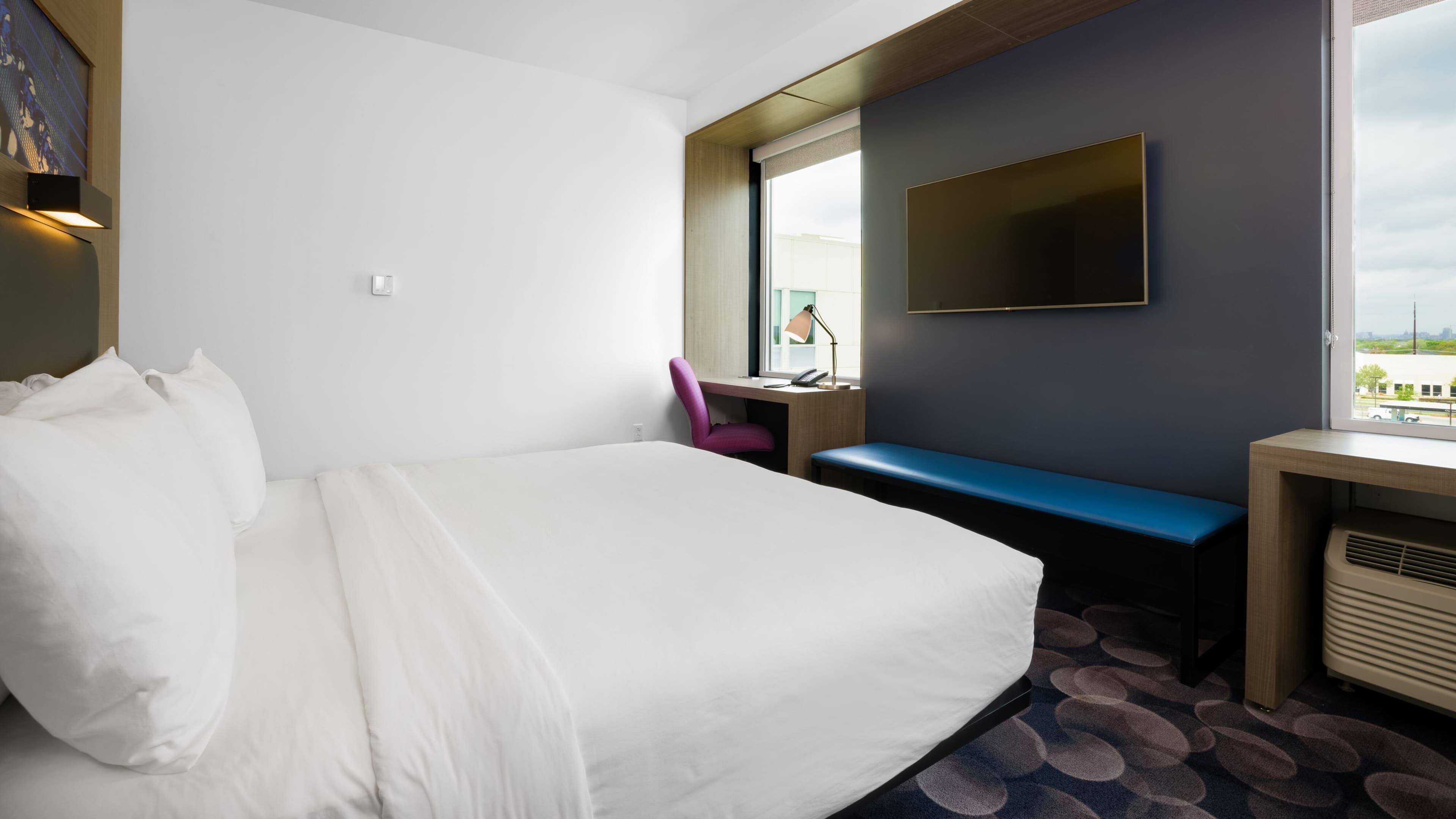 Aloft - Image 1
