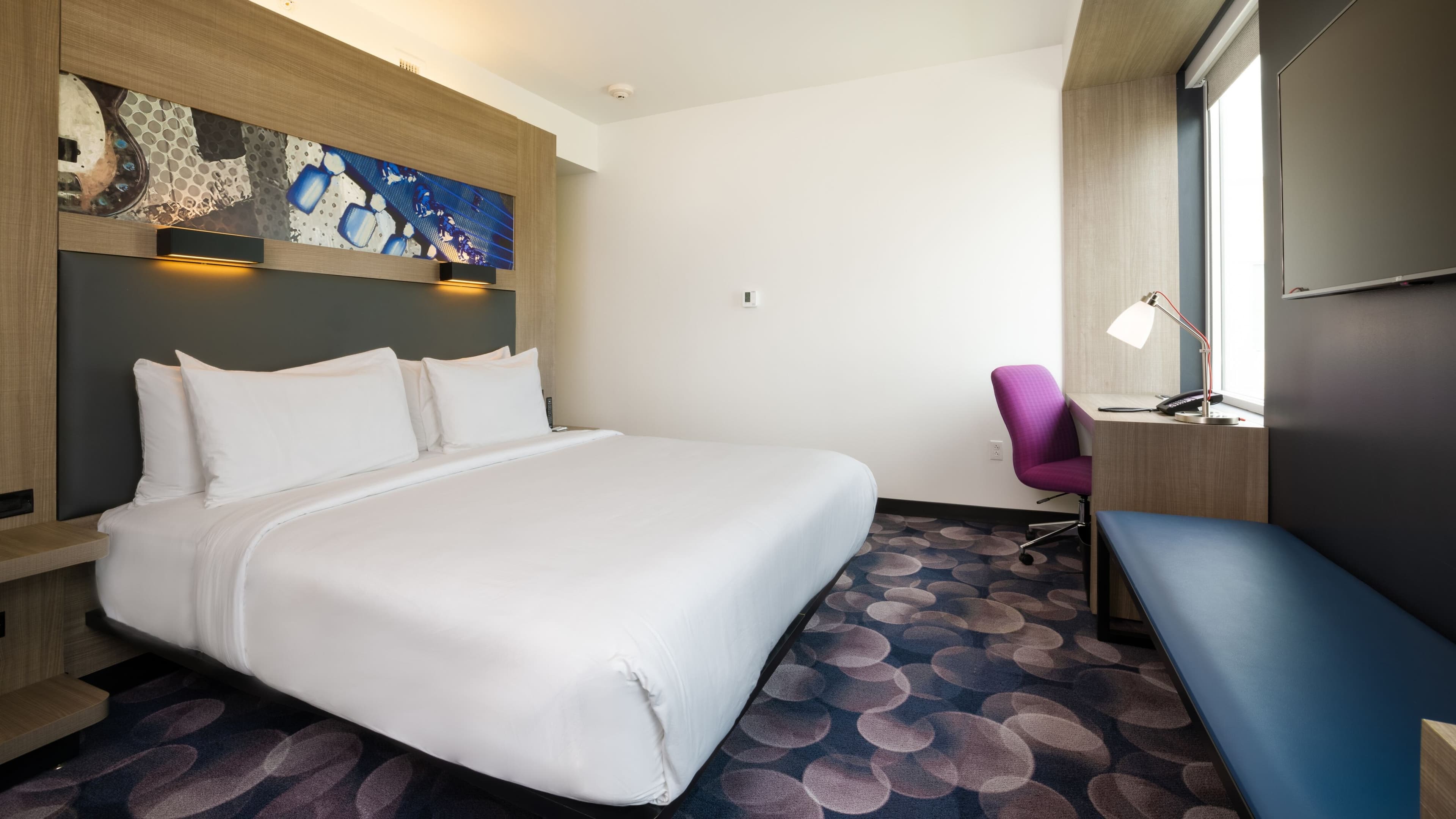 Aloft - Image 2
