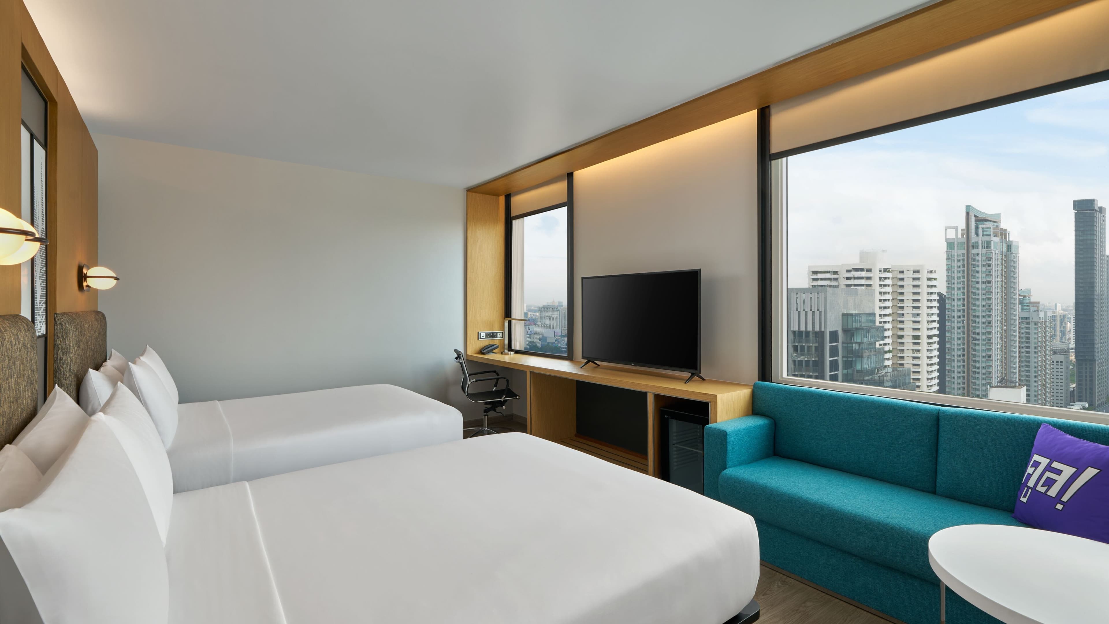 Aloft Bangkok Sukhumvit 11 - Image 3