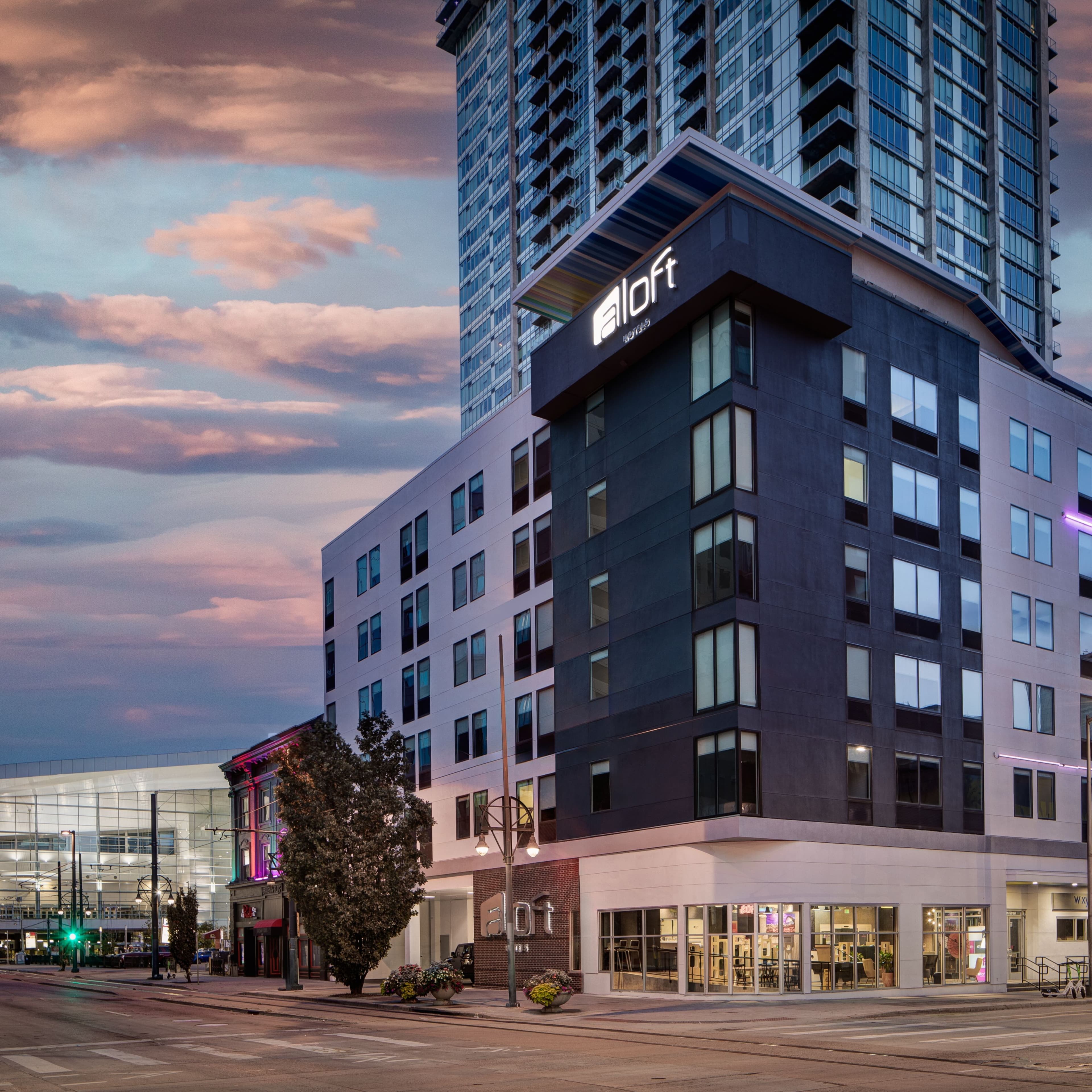 Aloft Denver Downtown - Image 1