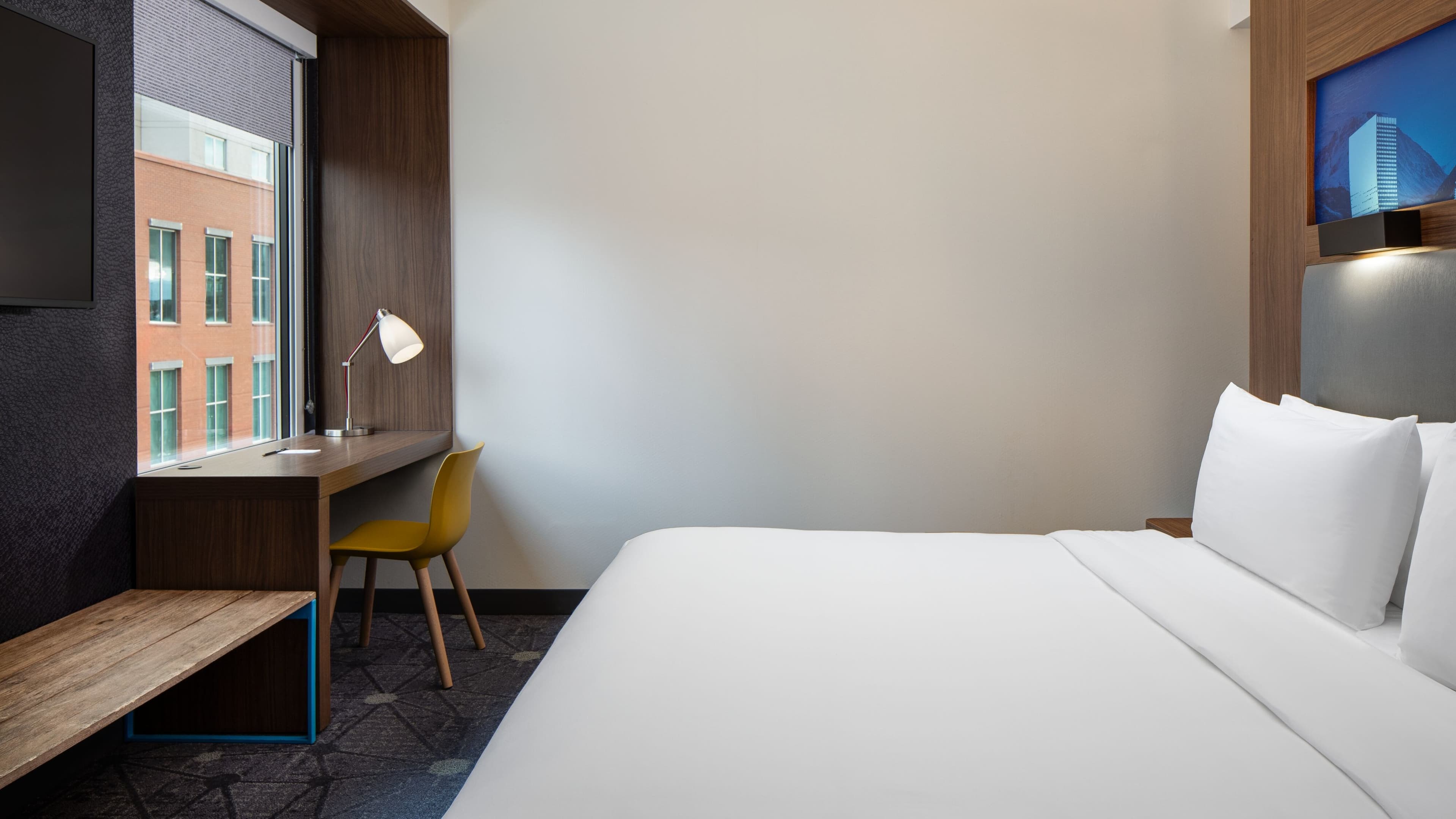 Aloft Denver Downtown - Image 2
