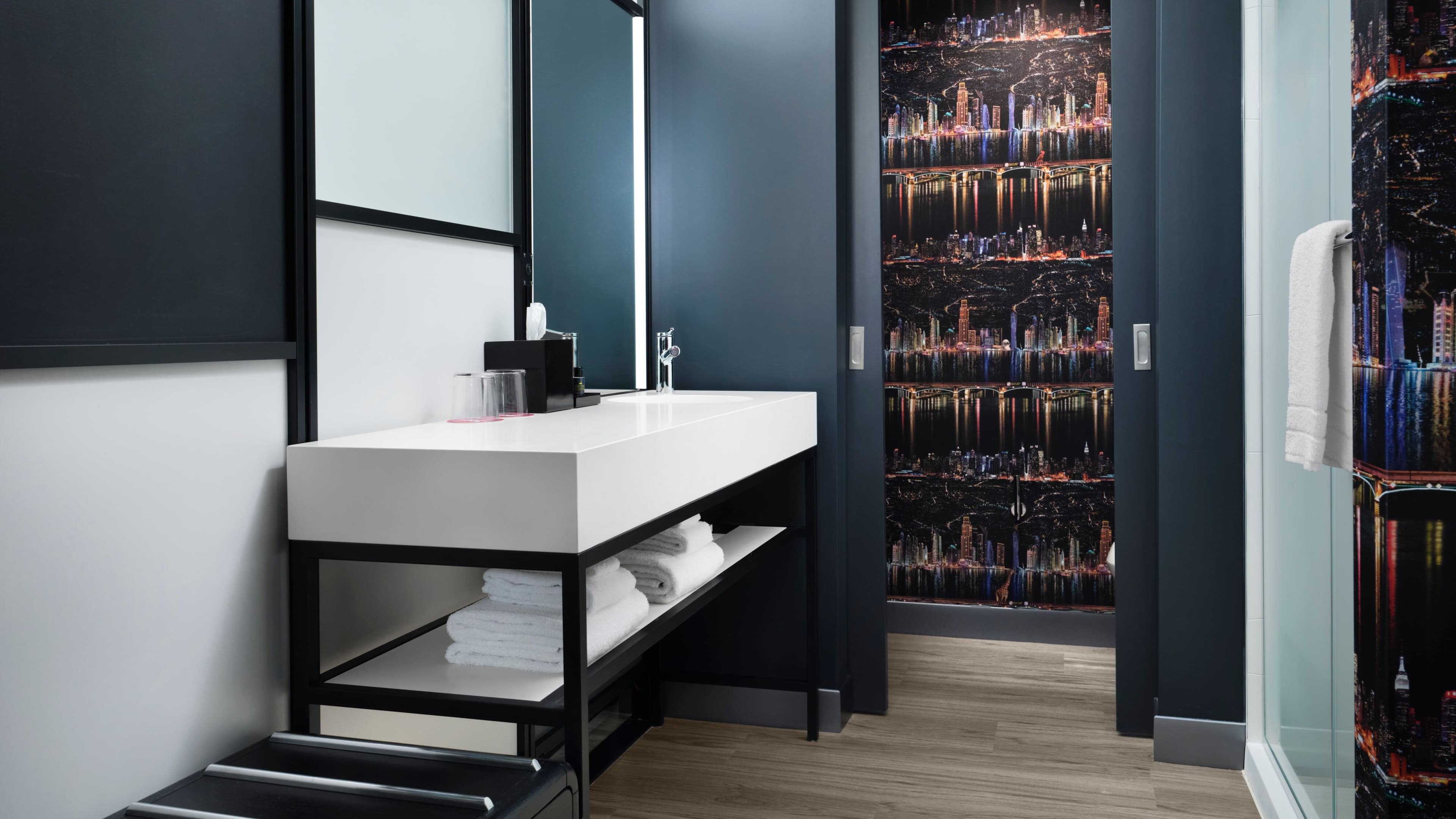 Aloft Waukee - Image 5