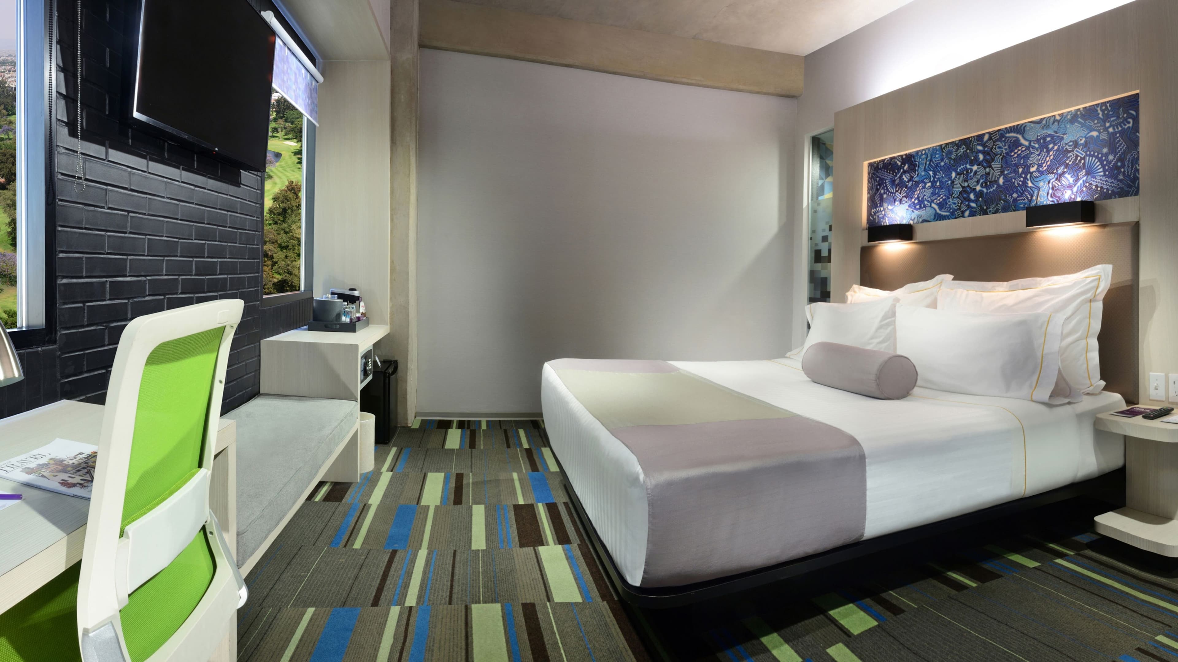 Aloft - Image 2