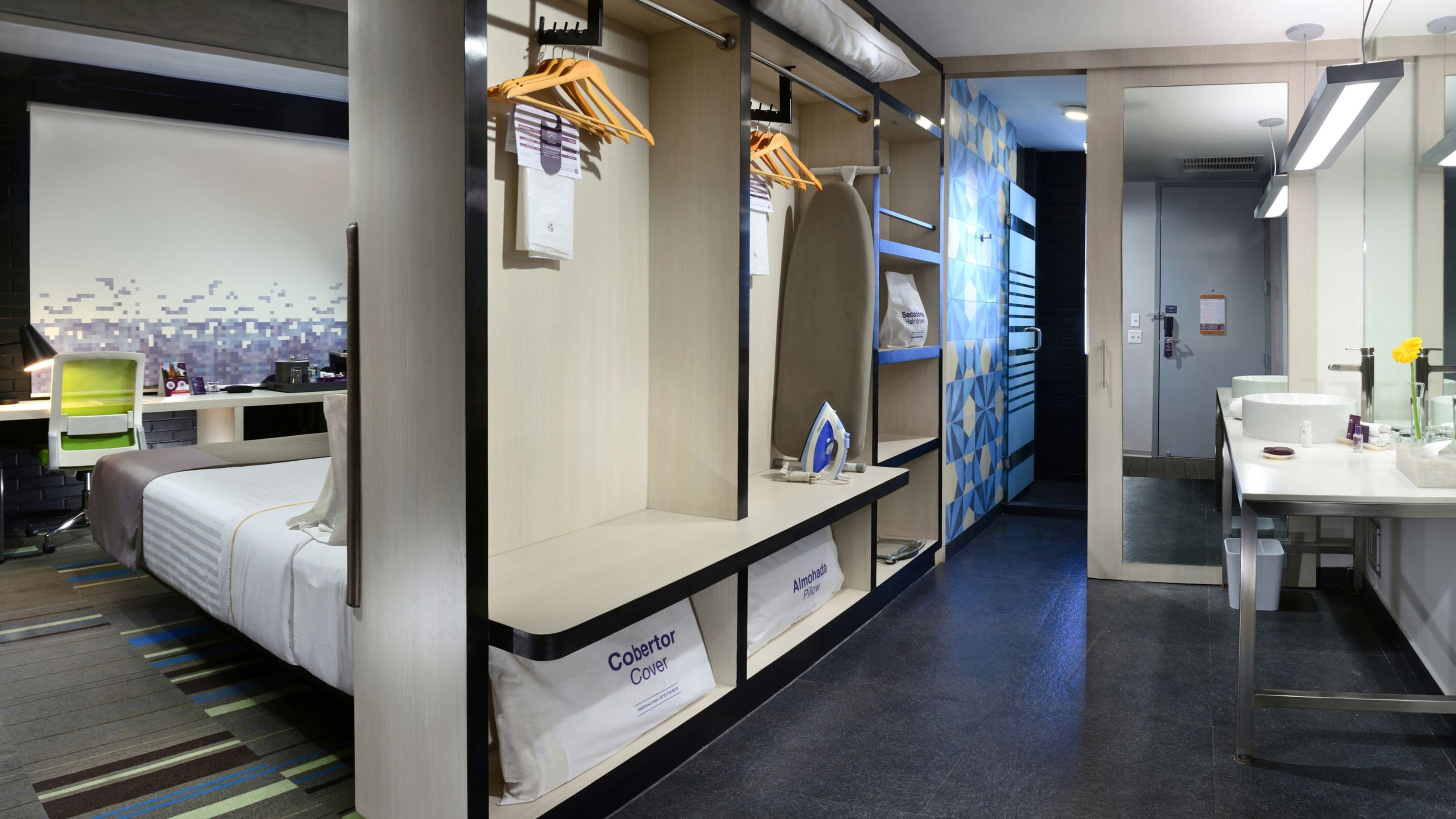 Aloft - Image 1