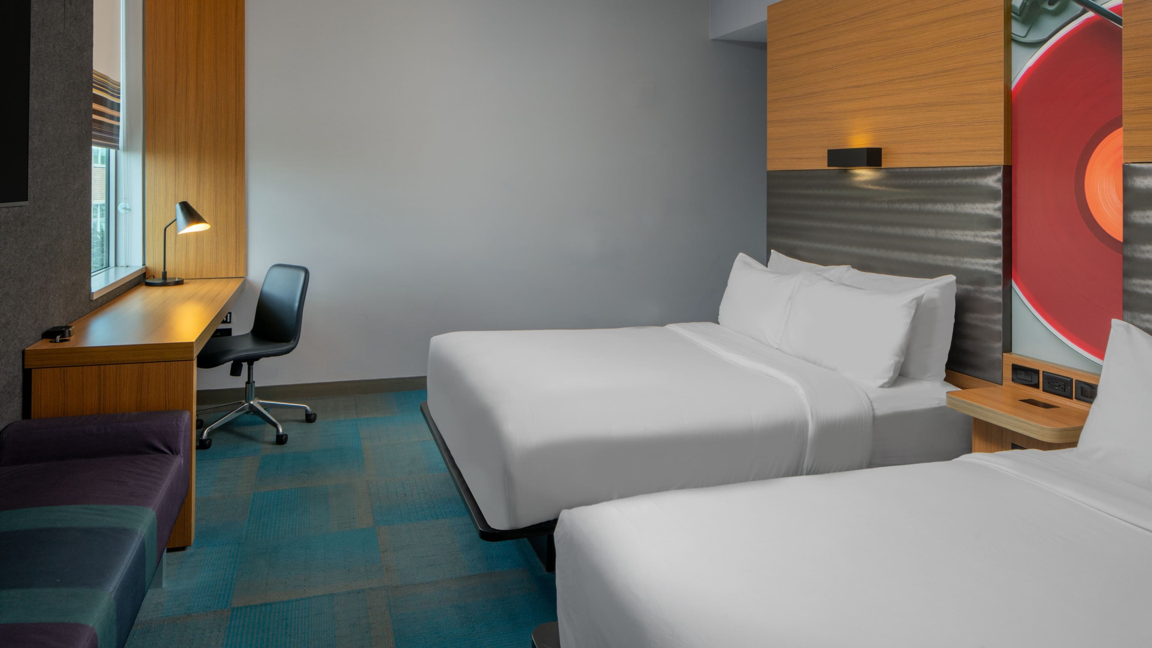 Aloft Green Bay — 8