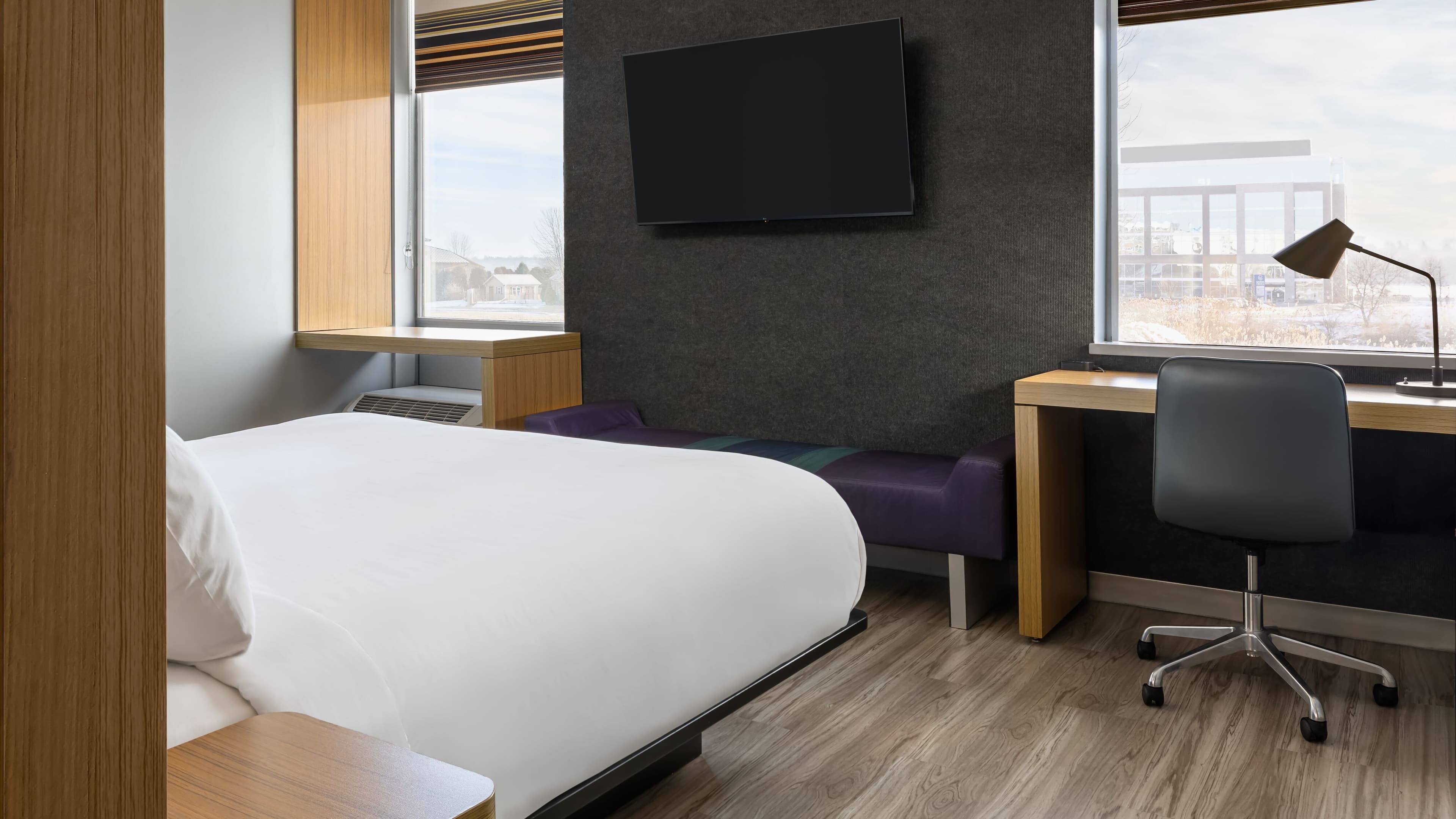Aloft Green Bay — 8