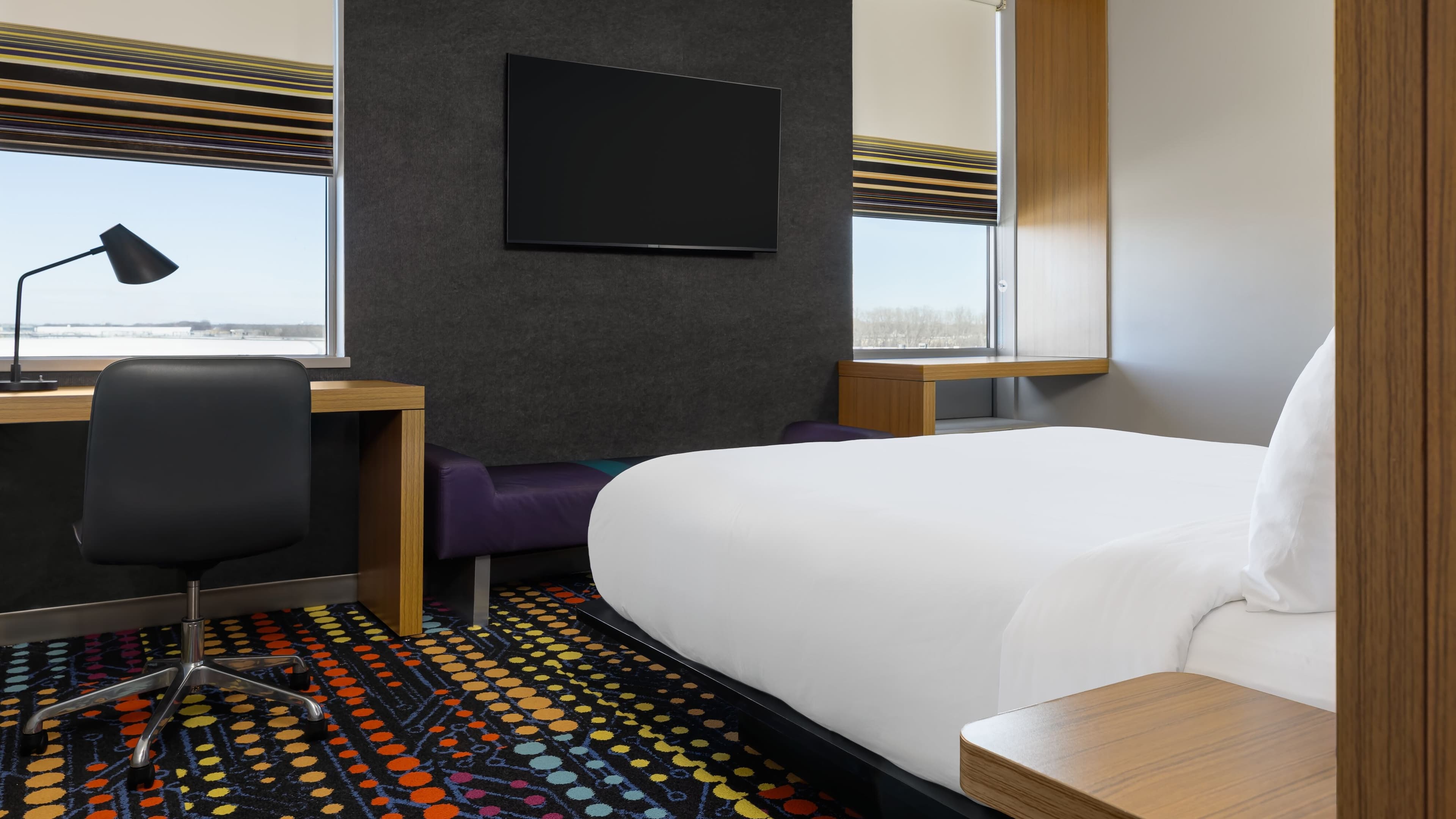 Aloft Green Bay — 11