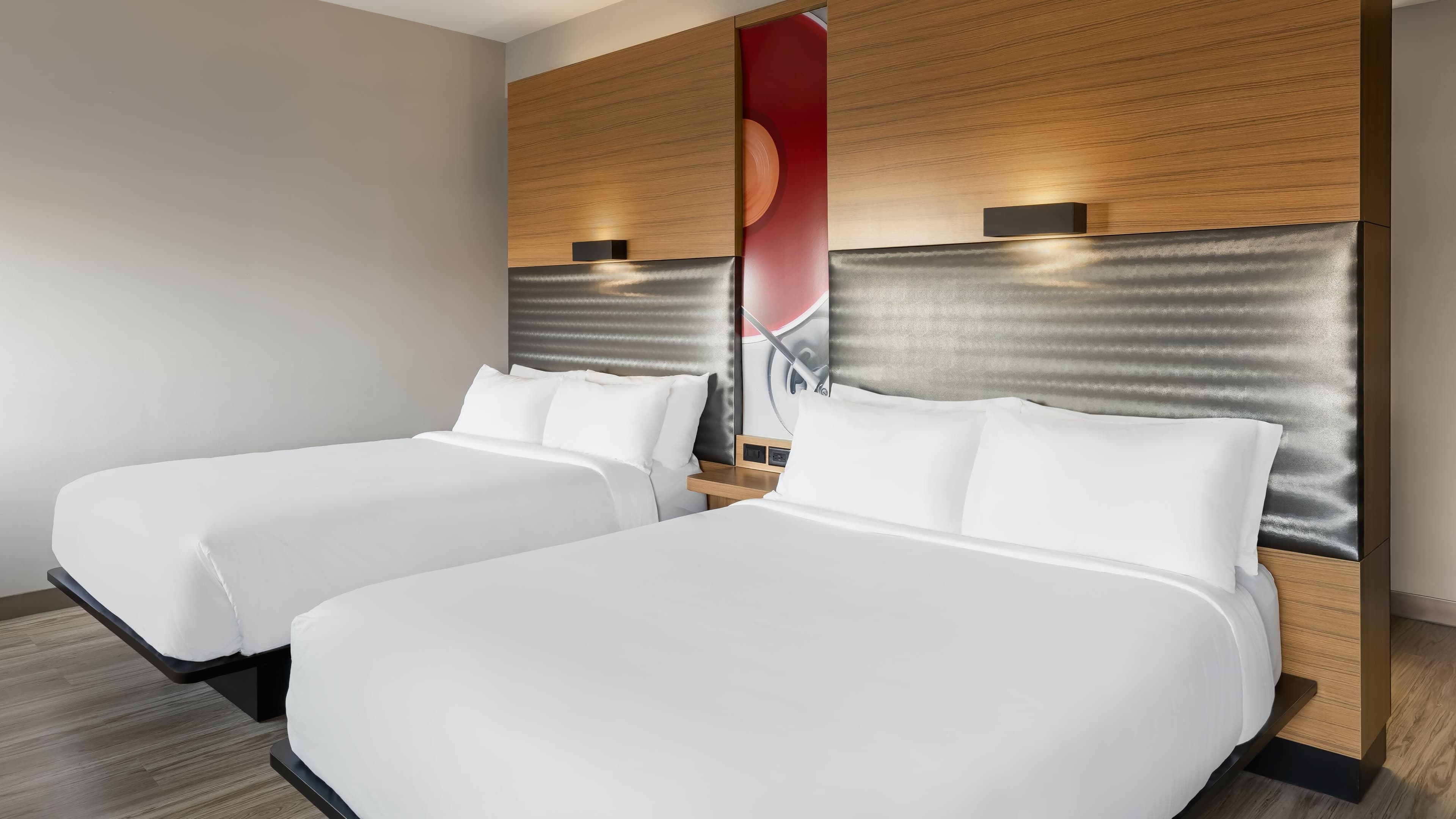 Aloft Green Bay — 18