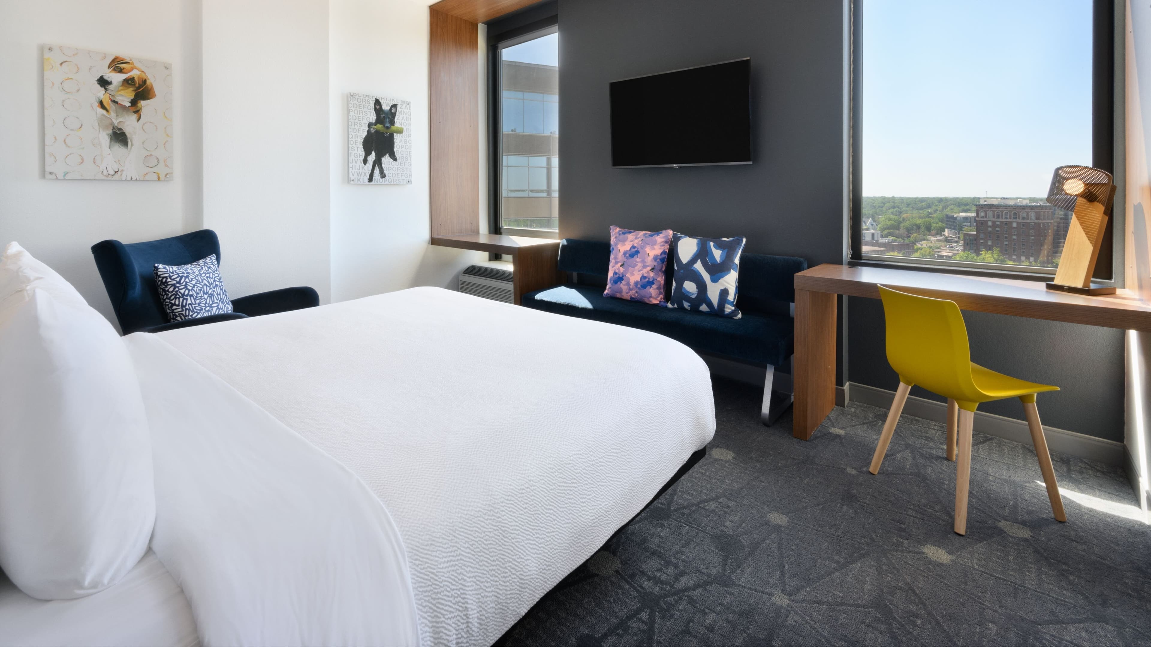 Aloft Greenville Downtown - Image 2