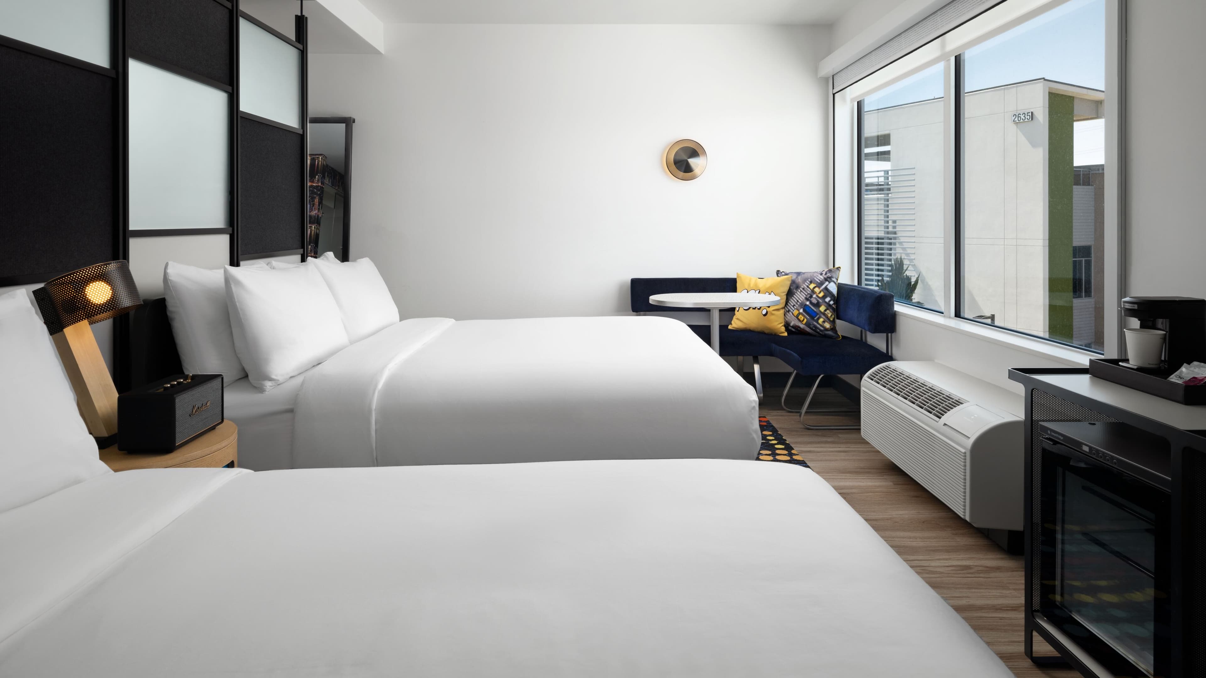 Aloft (2) Queen Beds - Image 1