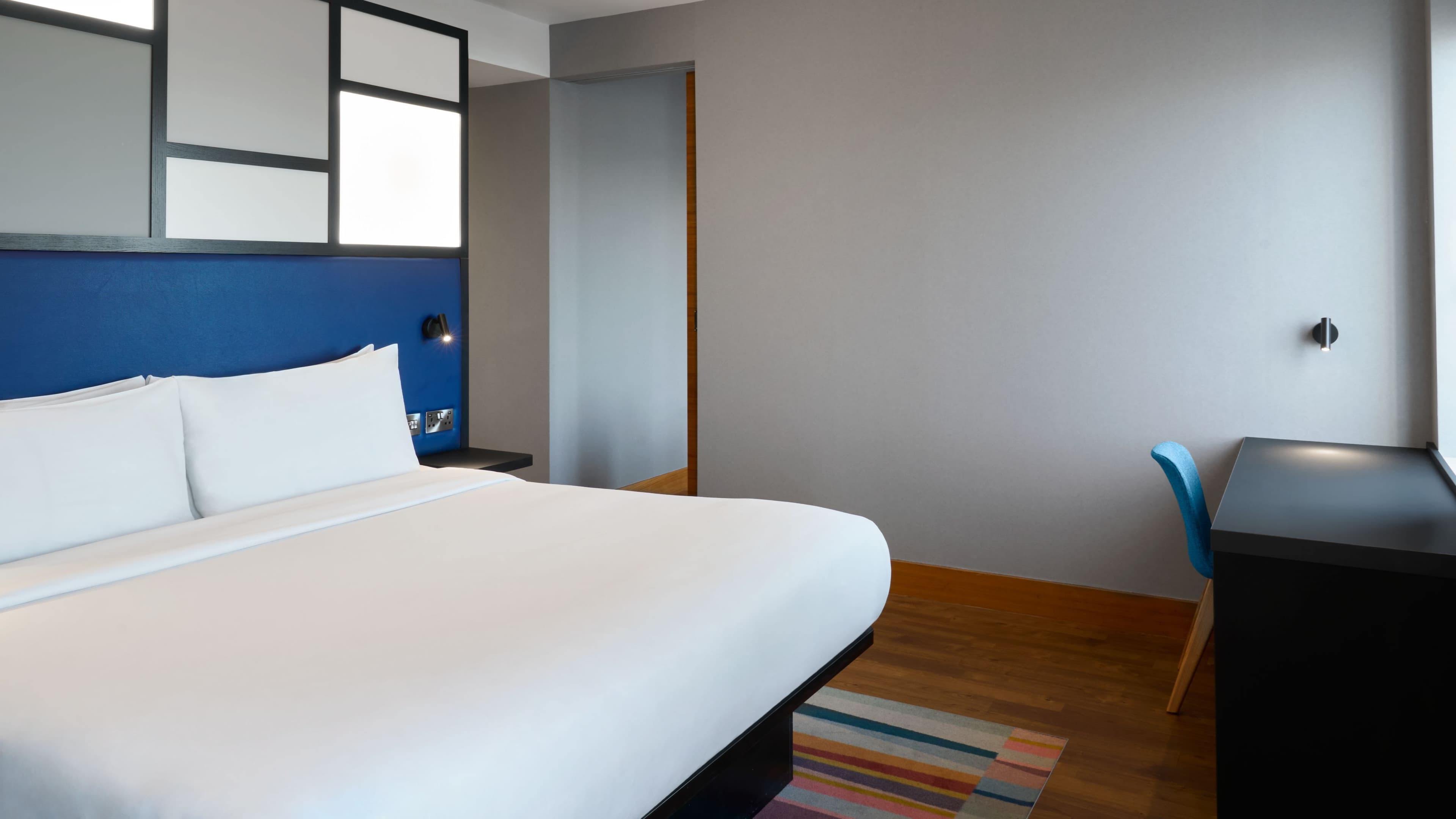 Aloft Room - Image 3