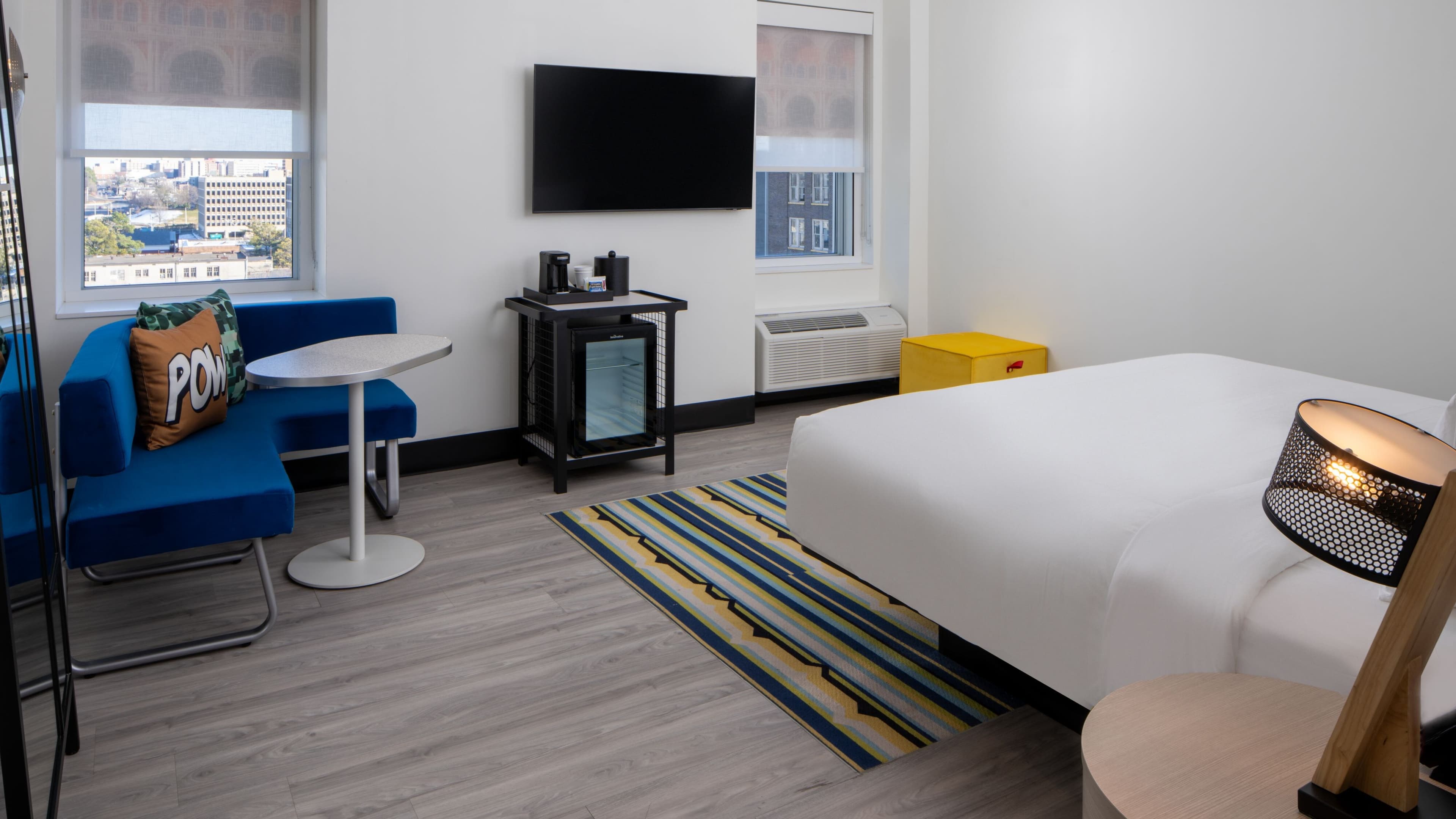 Aloft King City view - Image 1