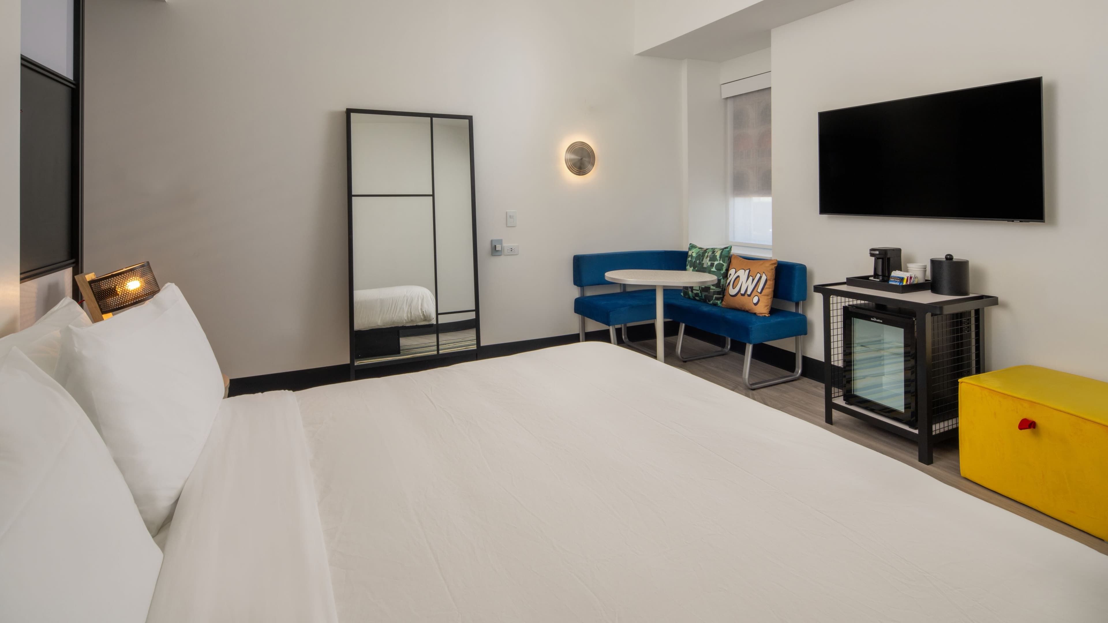 Aloft King City view - Image 3