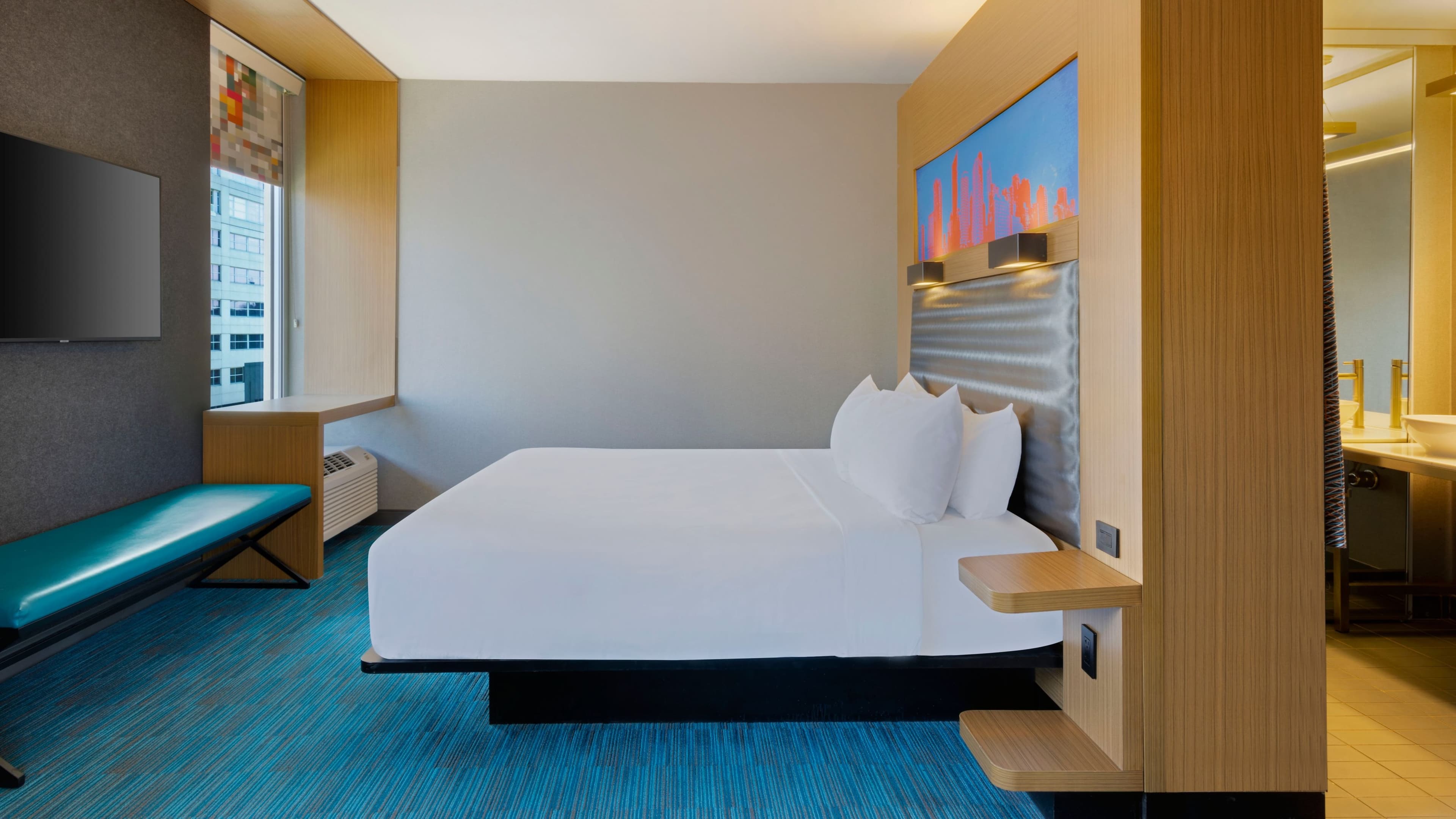 Aloft - Image 2