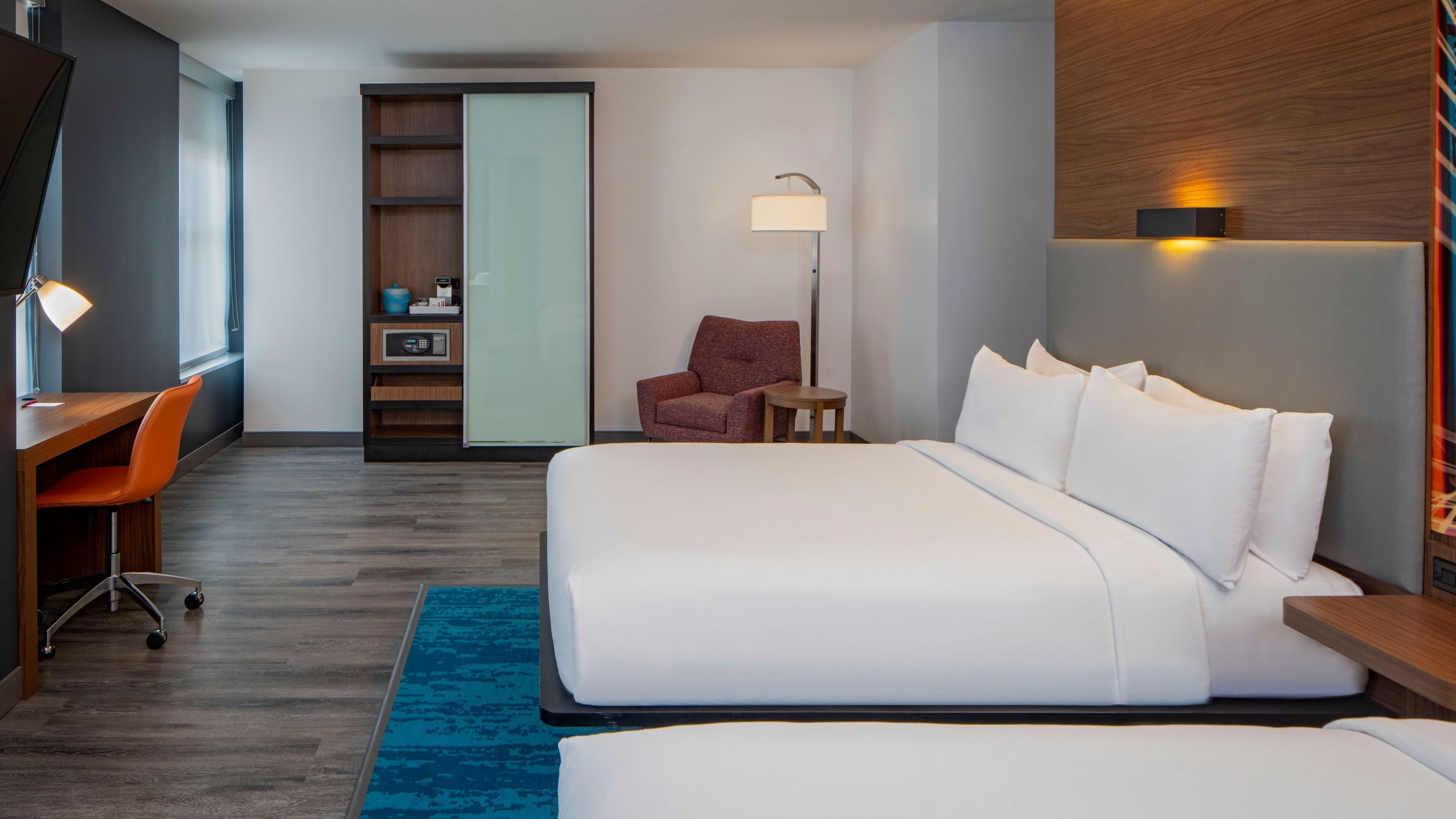 Aloft New Orleans Downtown — 9