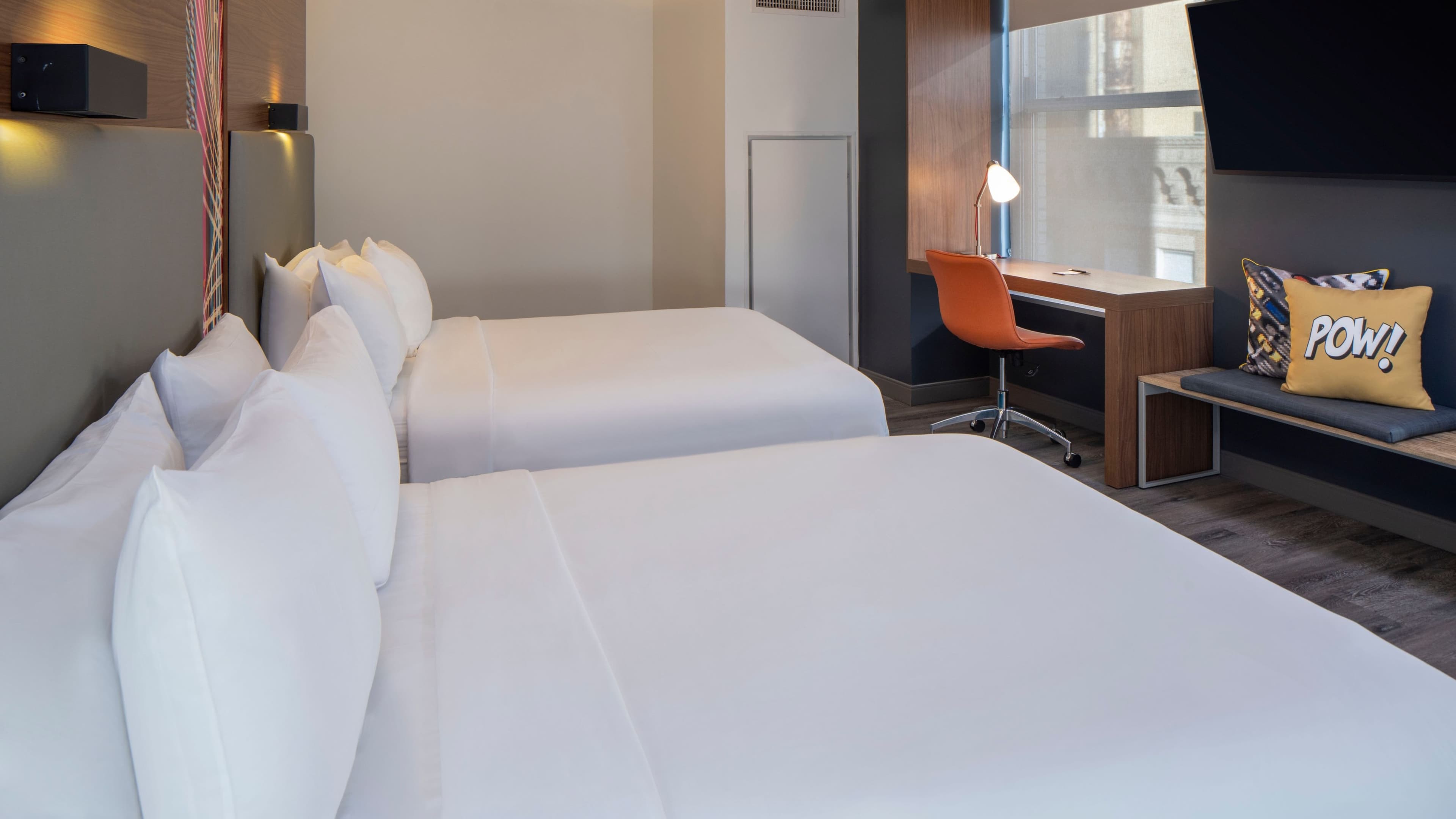 Aloft New Orleans Downtown — 12