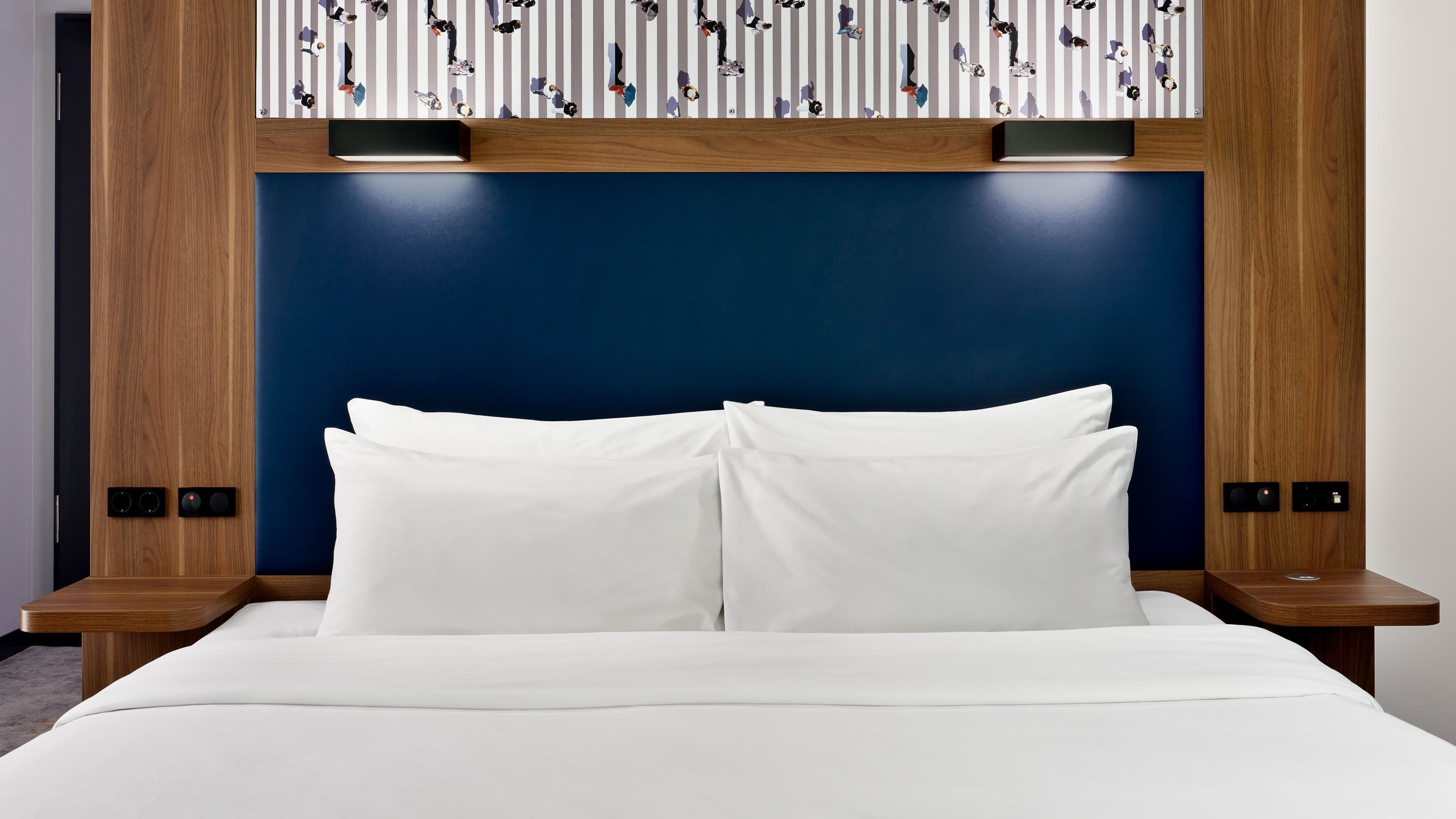 Aloft Munich — 12