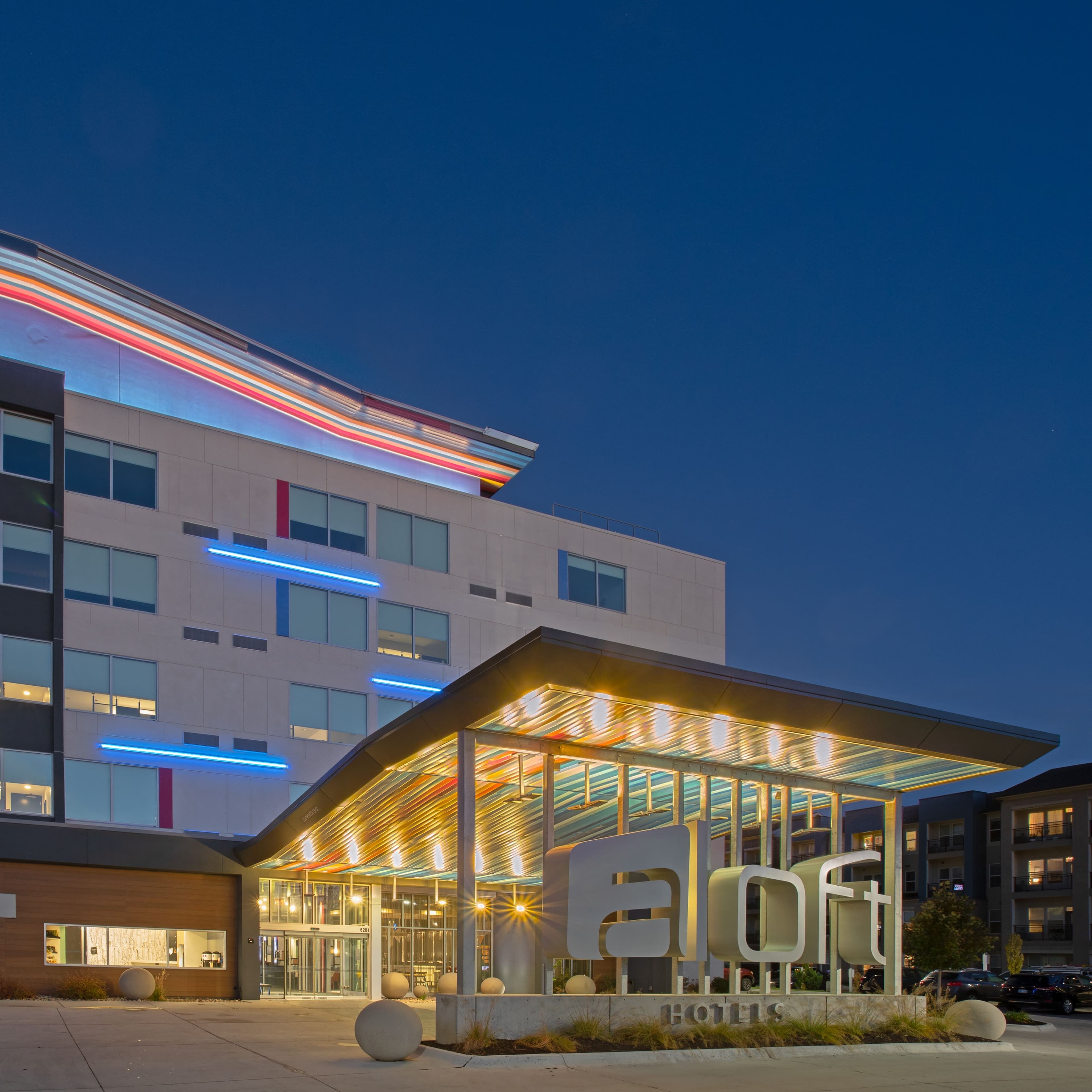 Aloft Omaha Aksarben Village - Image 1