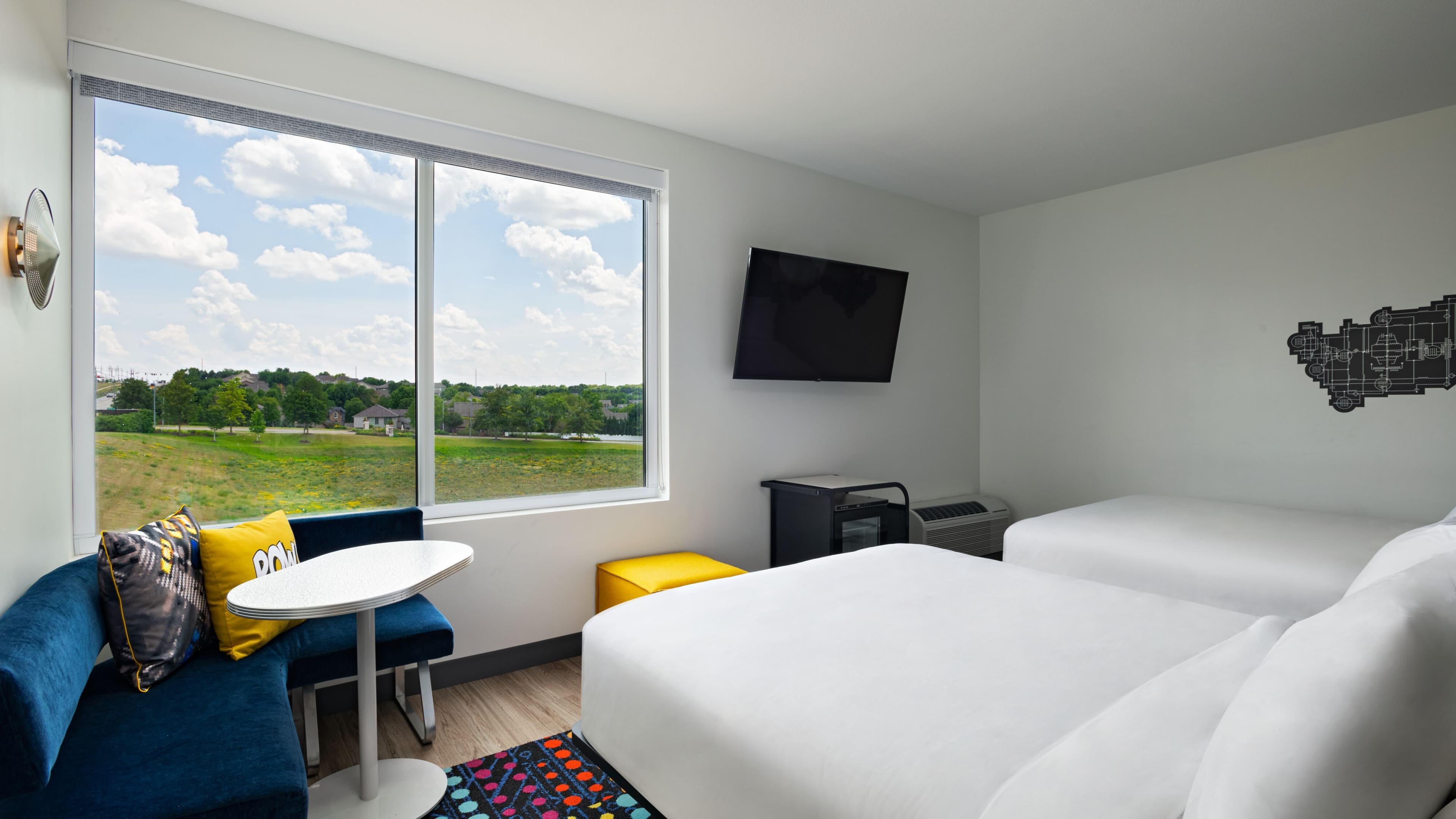 Aloft Omaha West — 6