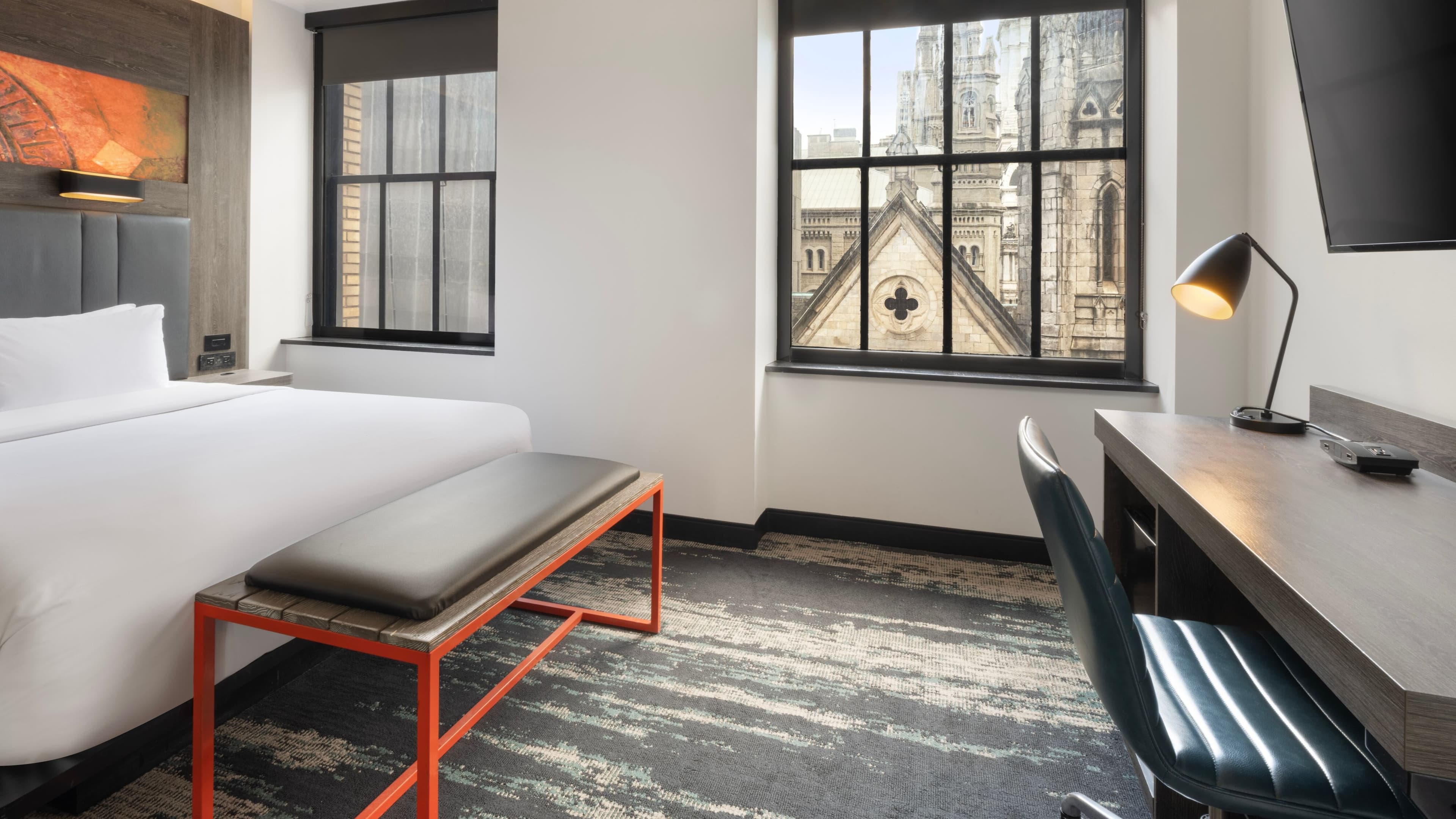 Aloft Philadelphia Downtown — 13