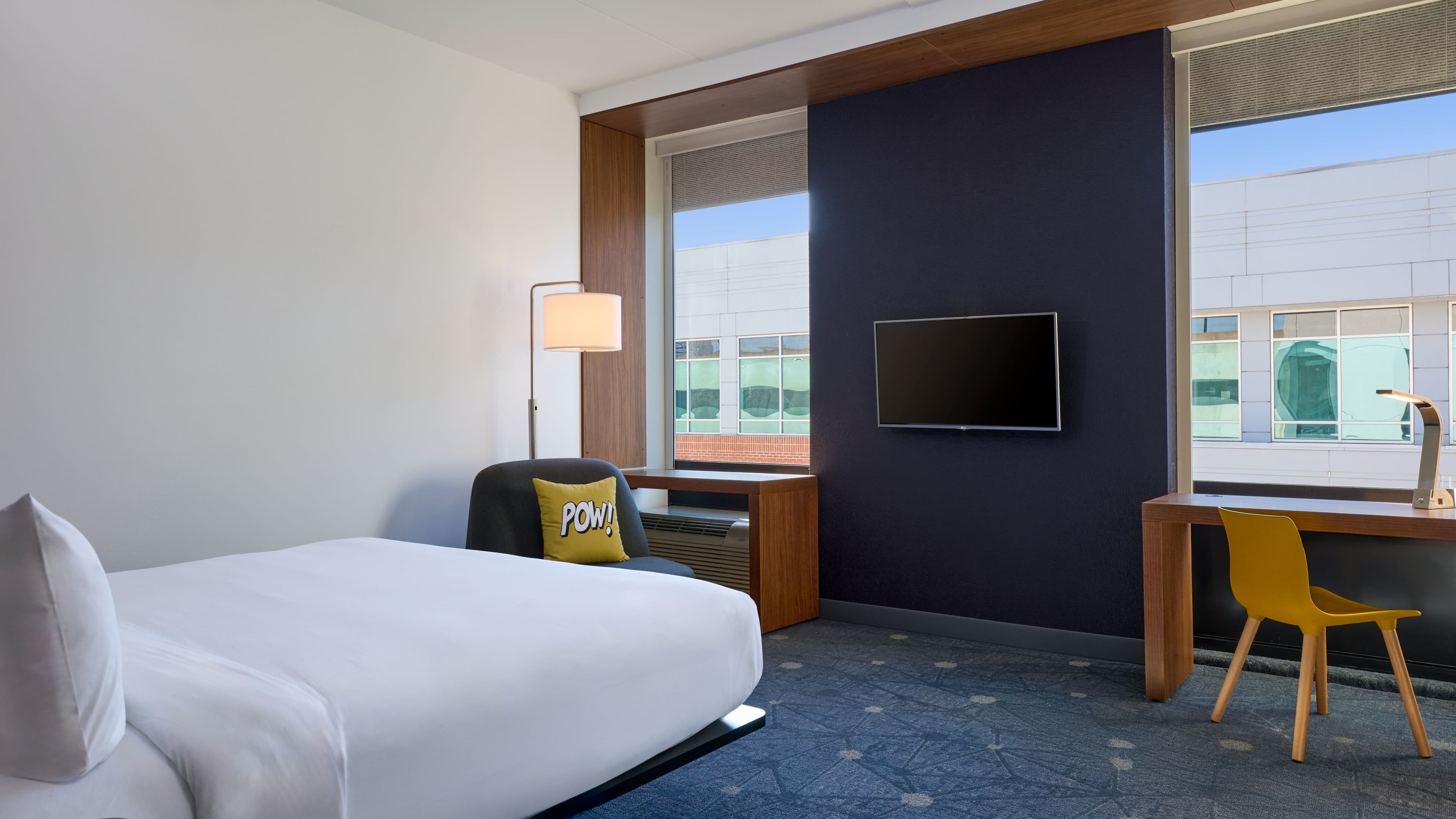 Aloft Room - Image 3