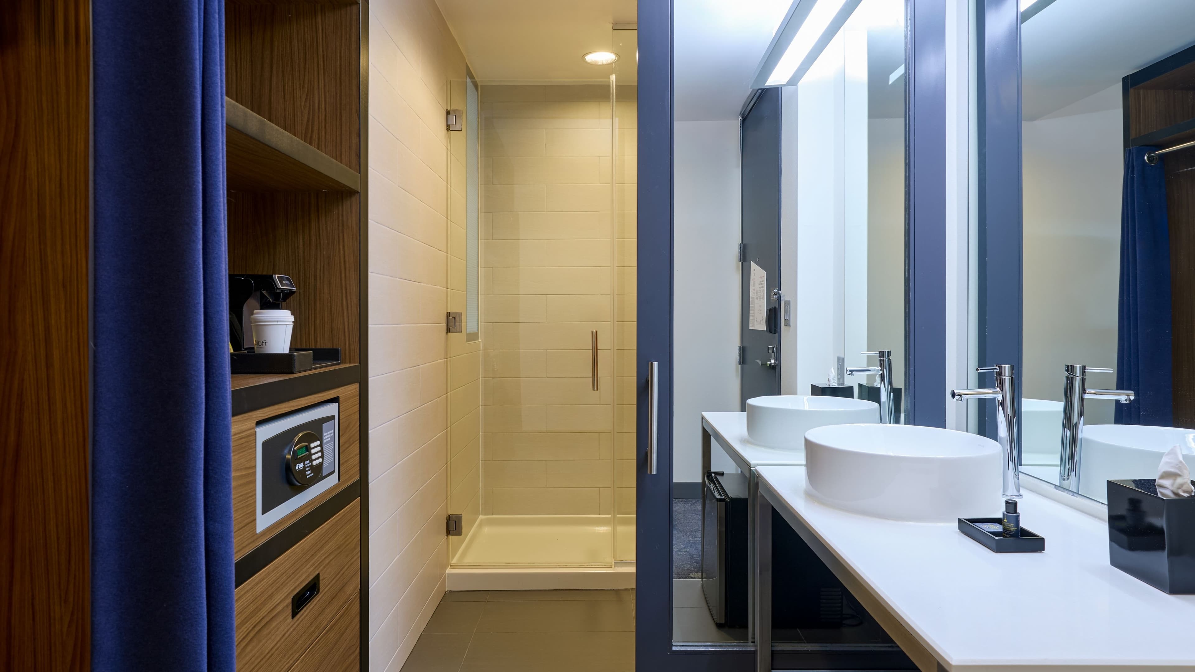 Aloft Room - Image 8