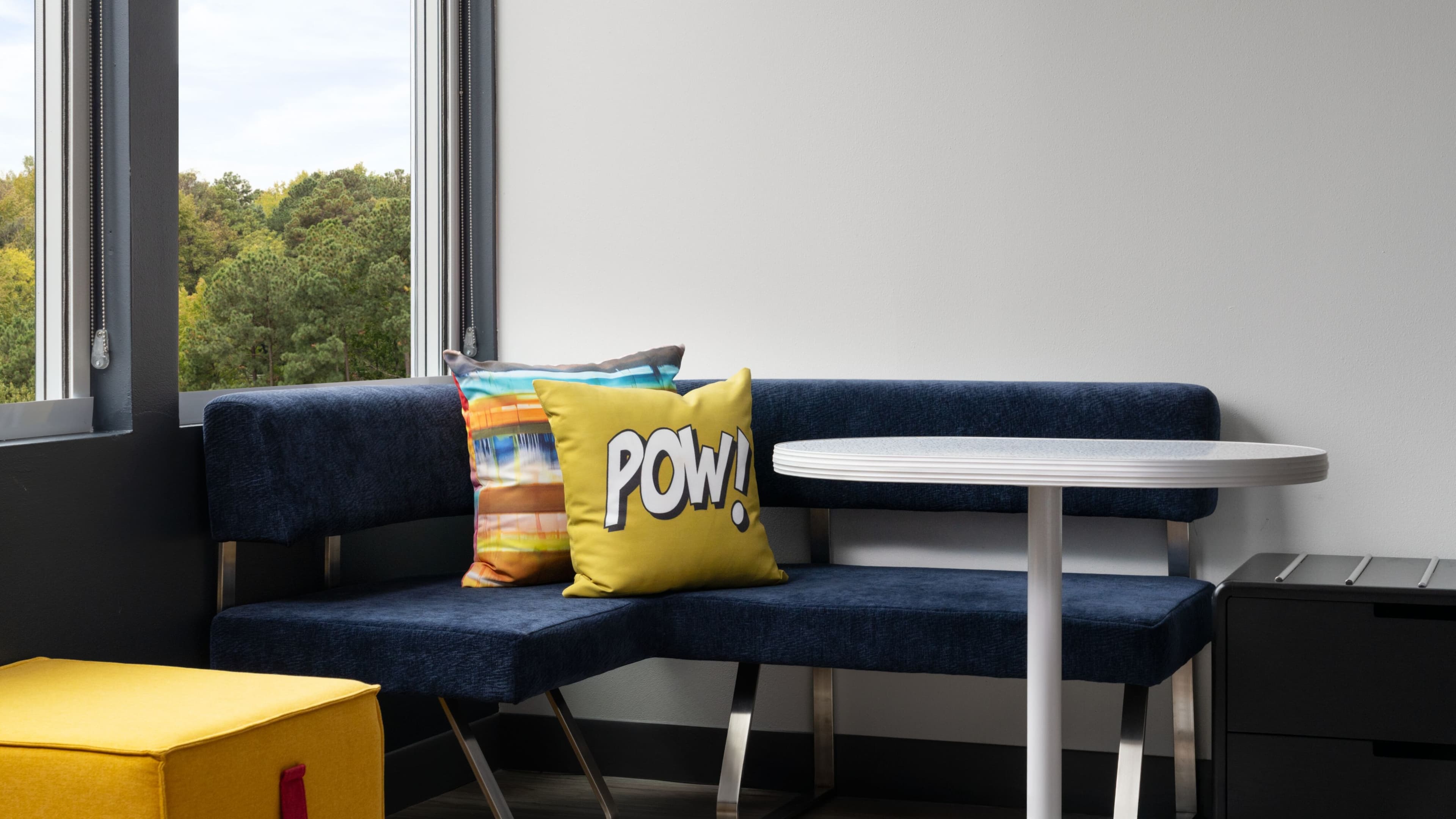 Aloft Richmond West Short Pump - Image 4