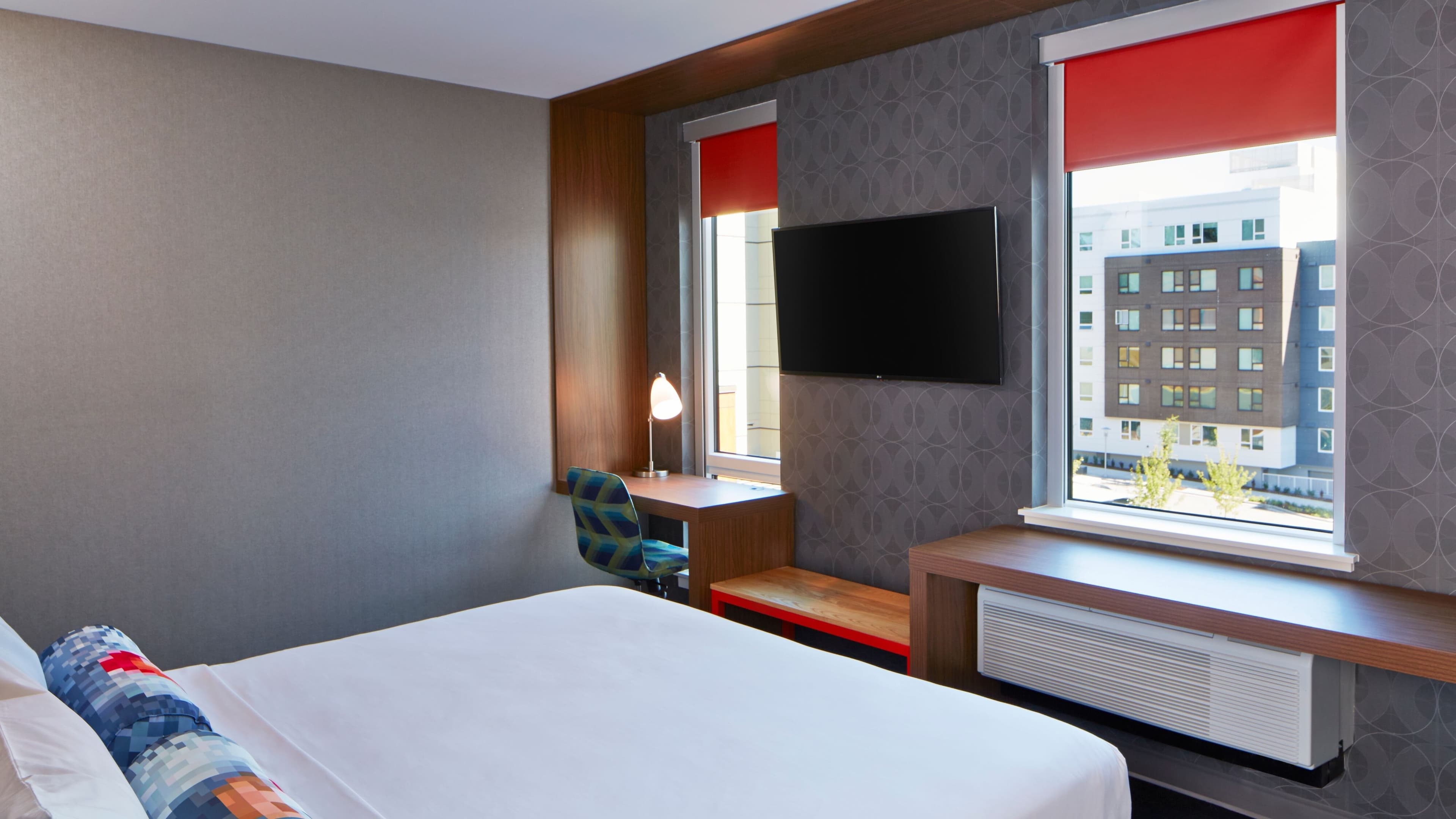Aloft - Image 1