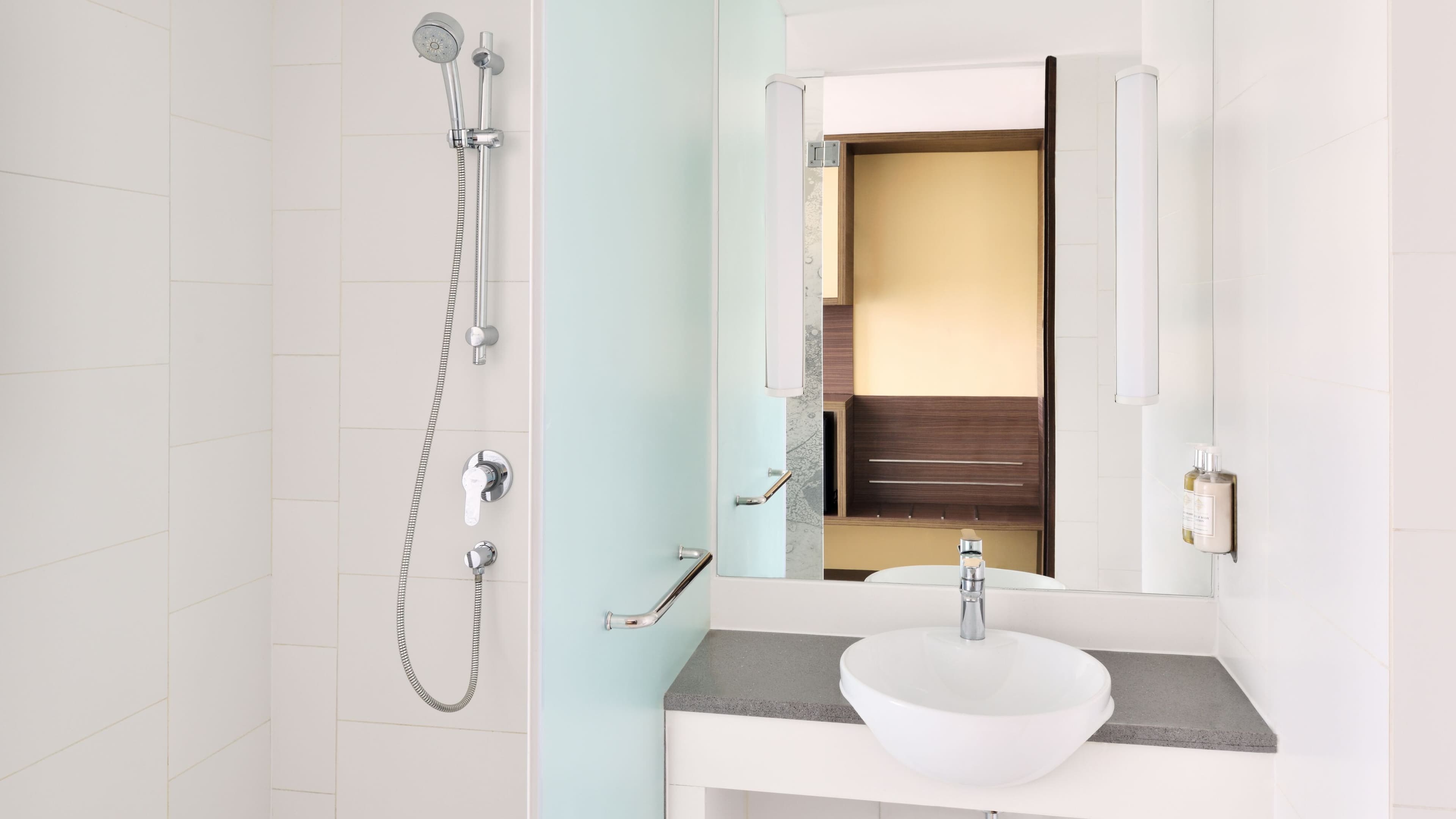 Fairfield by Marriott Ahmedabad - Image 4