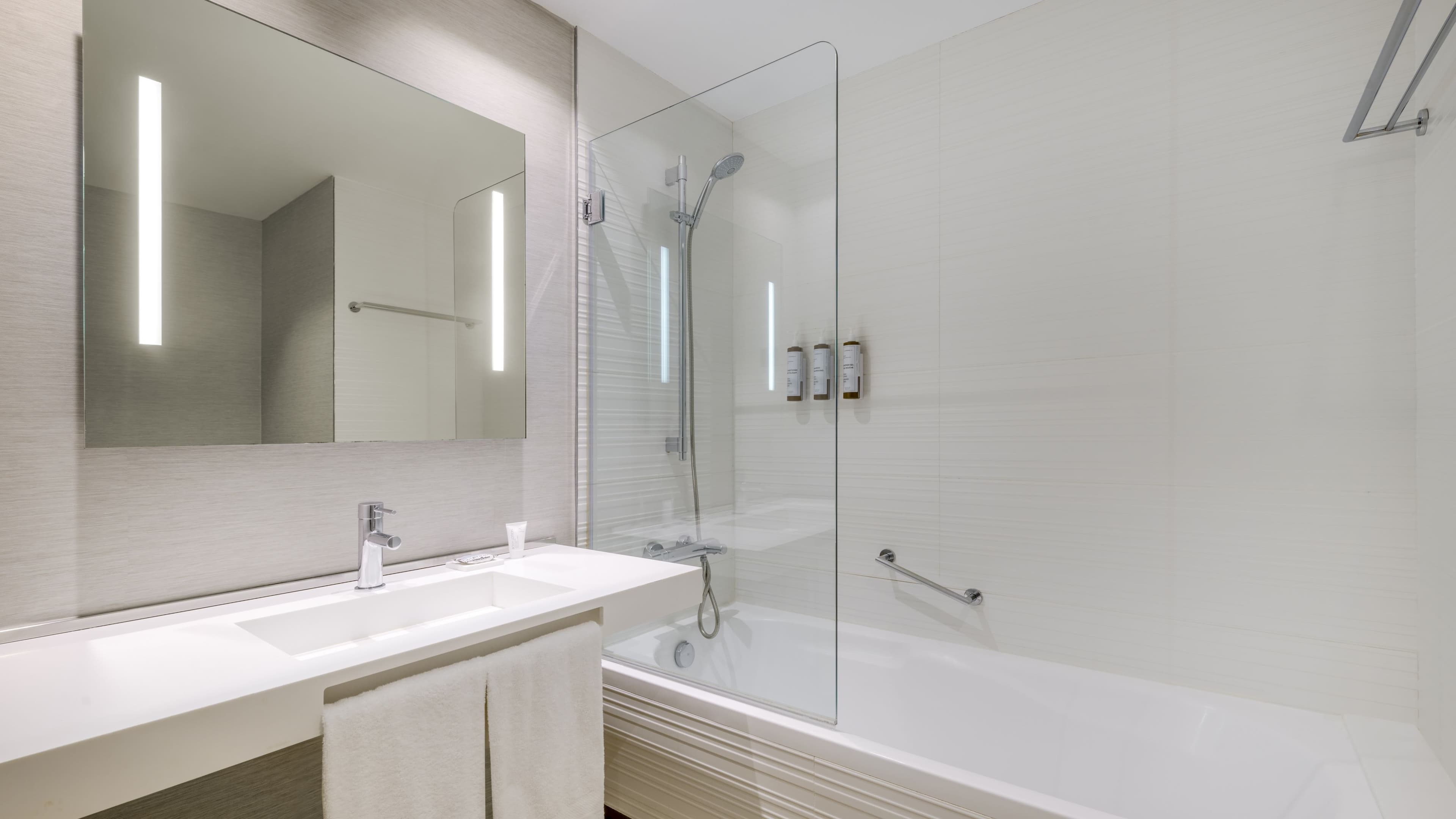 Holiday Inn Express Barcelona - Sant Cugat — 14