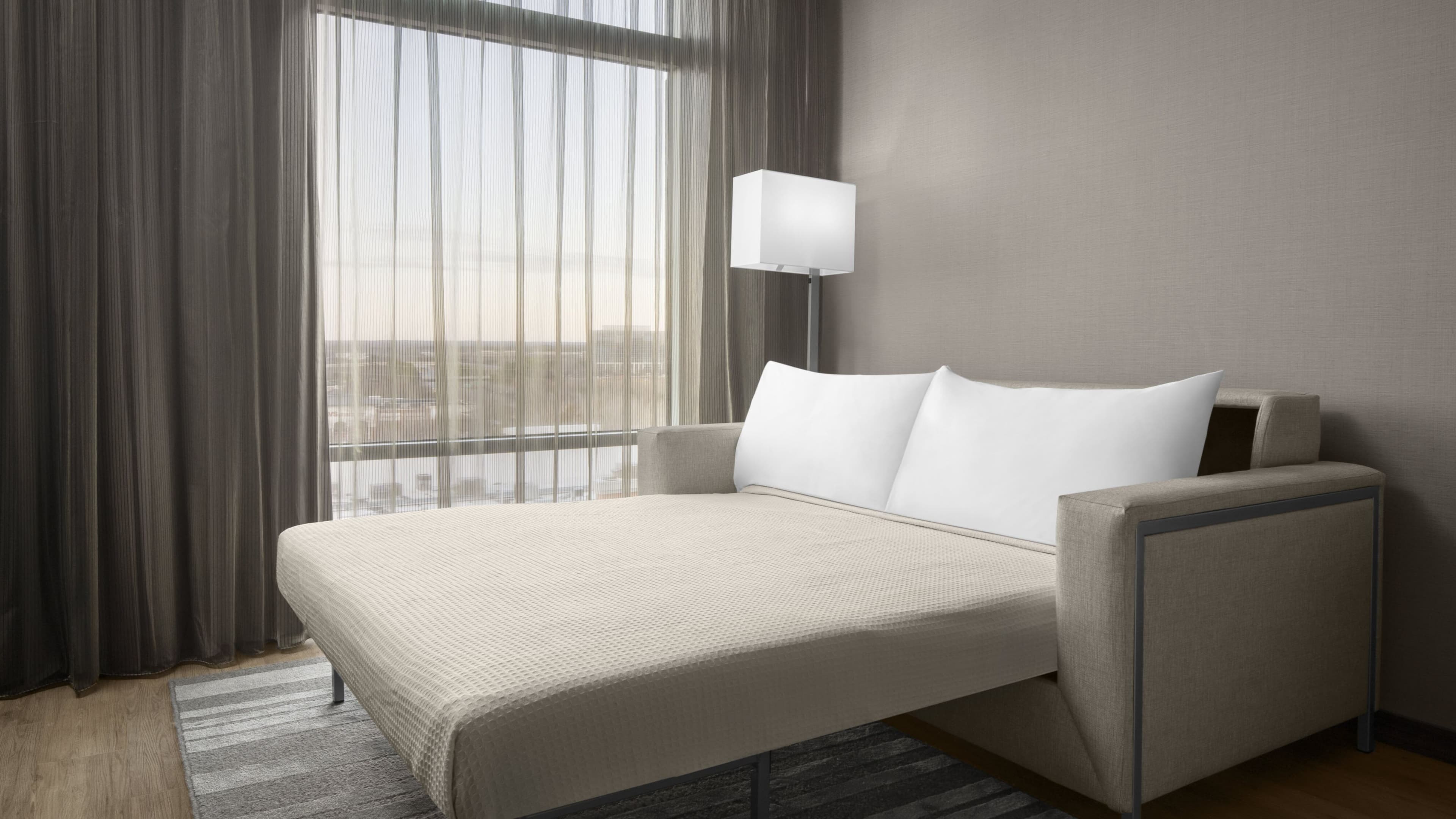 AC Hotel Charlotte Ballantyne - Image 4