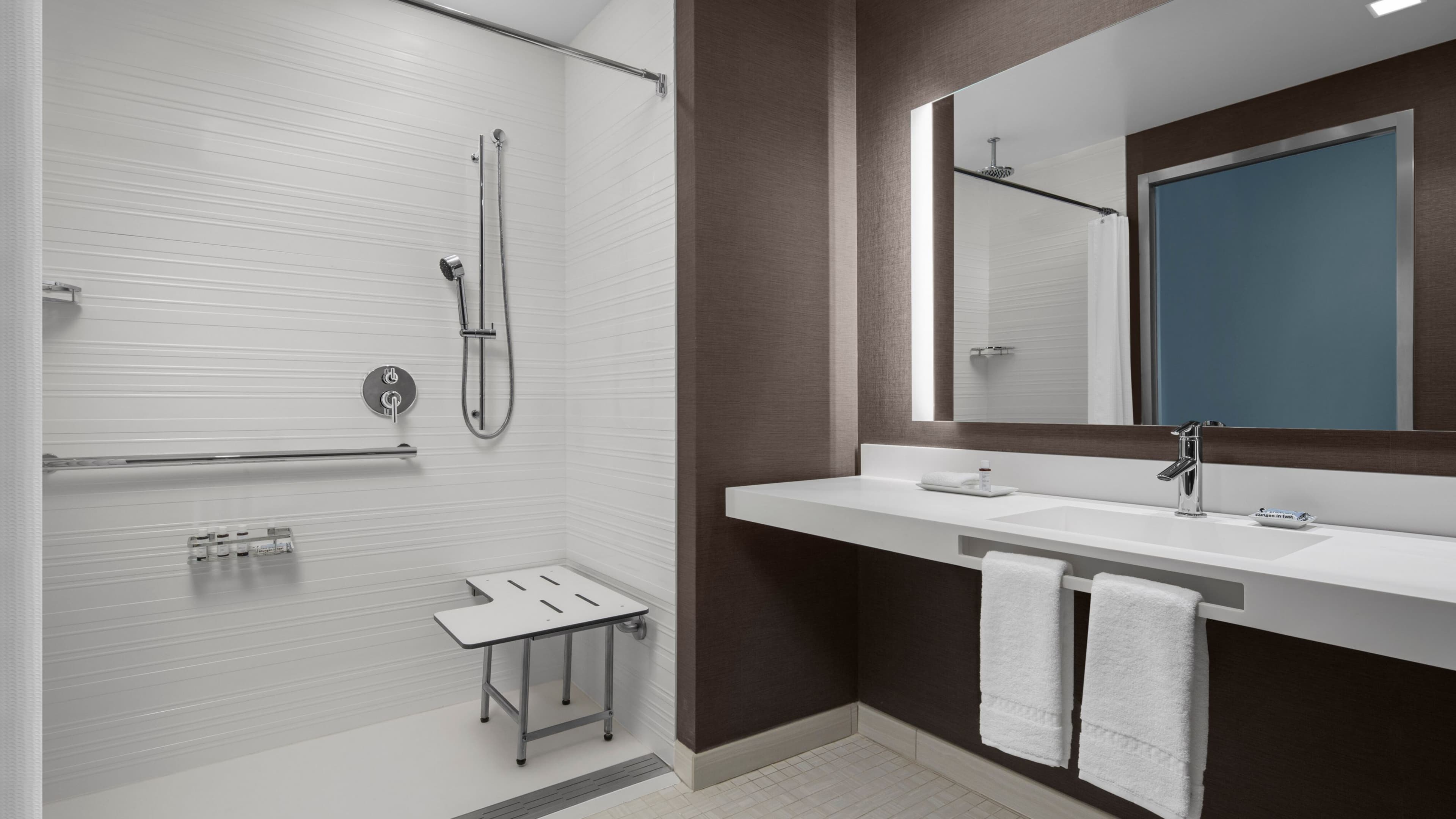 Staybridge Suites Columbus-Airport — 9