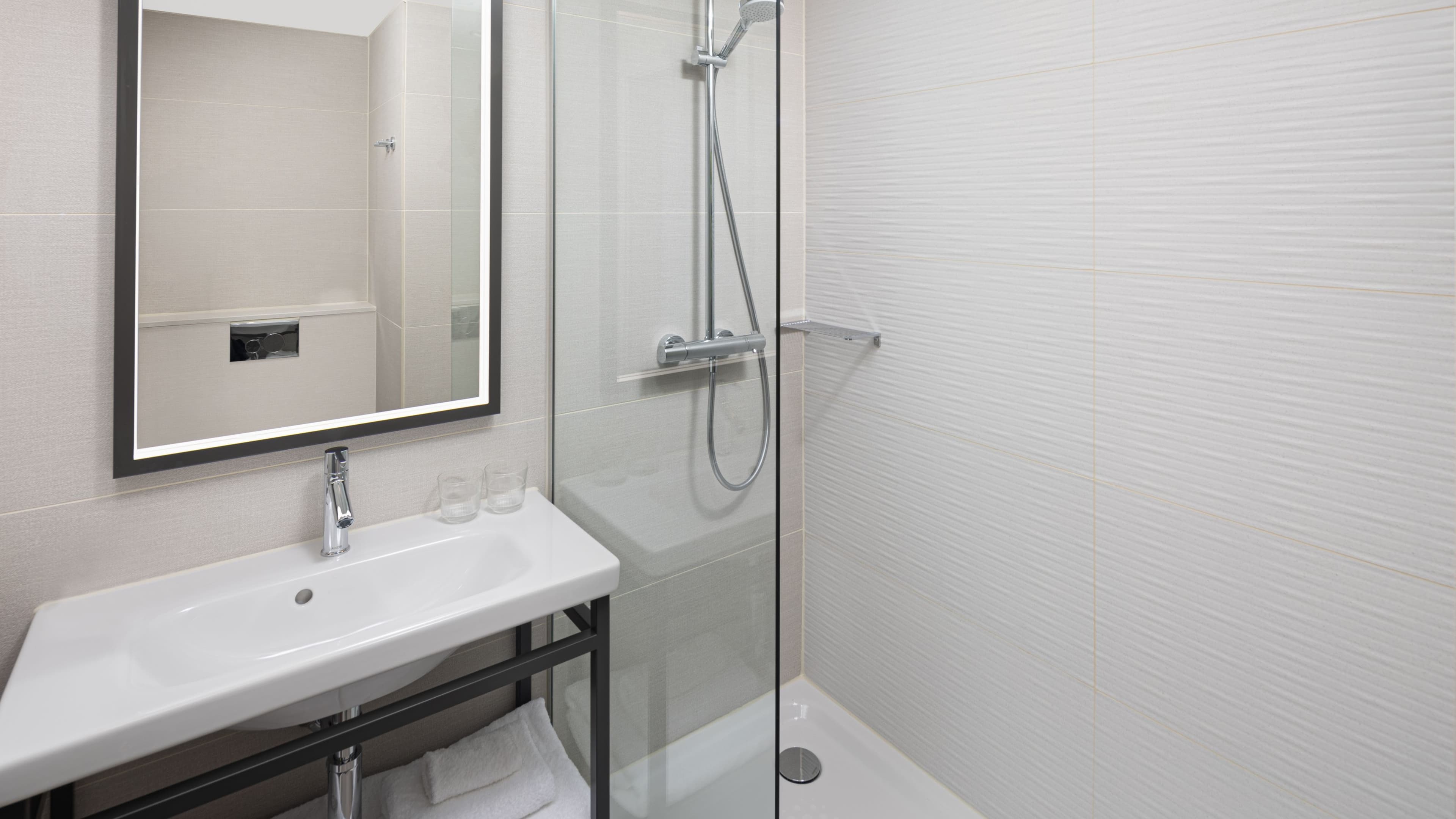 Standard - Image 6