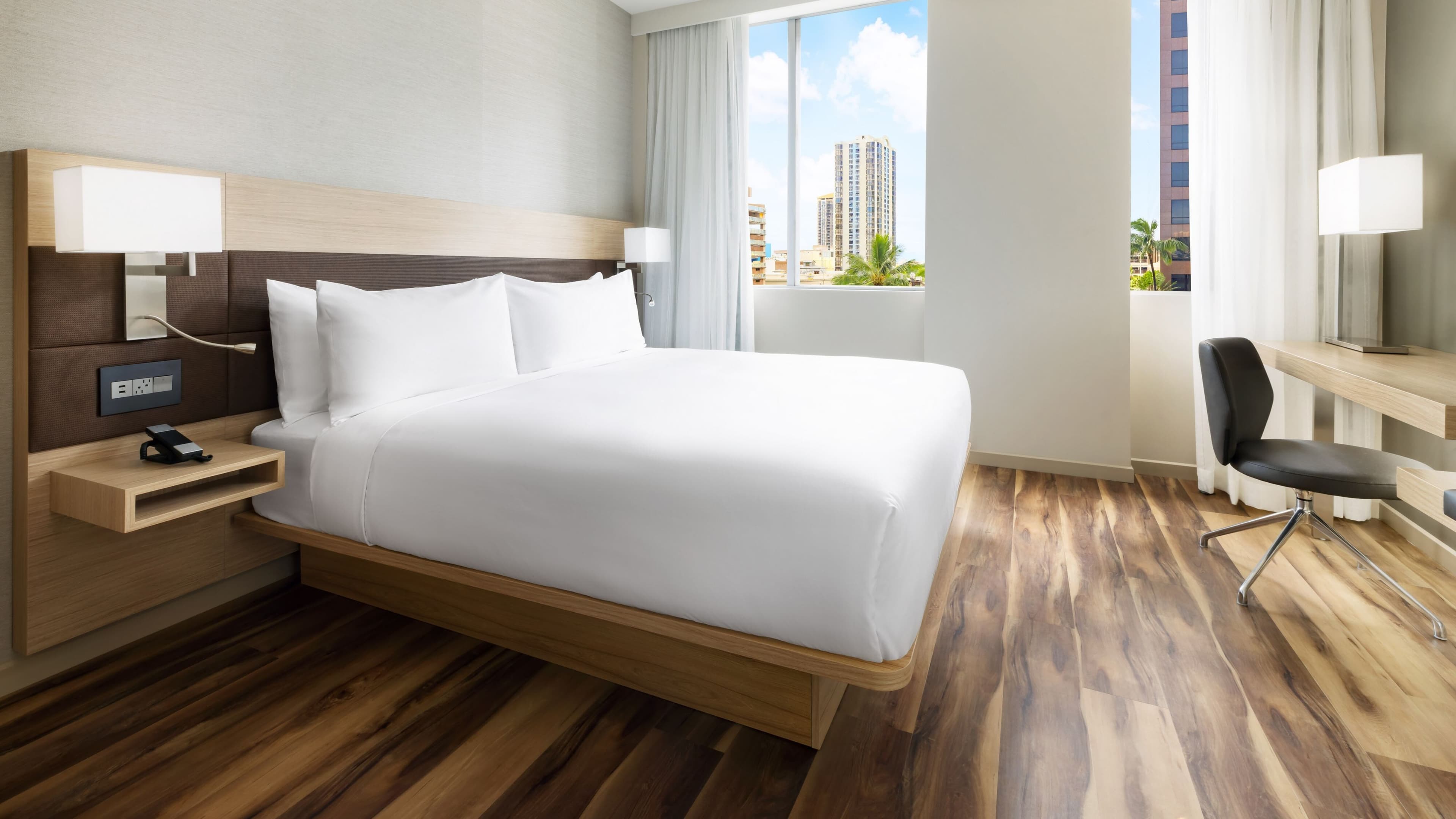 King Guestroom - Image 5