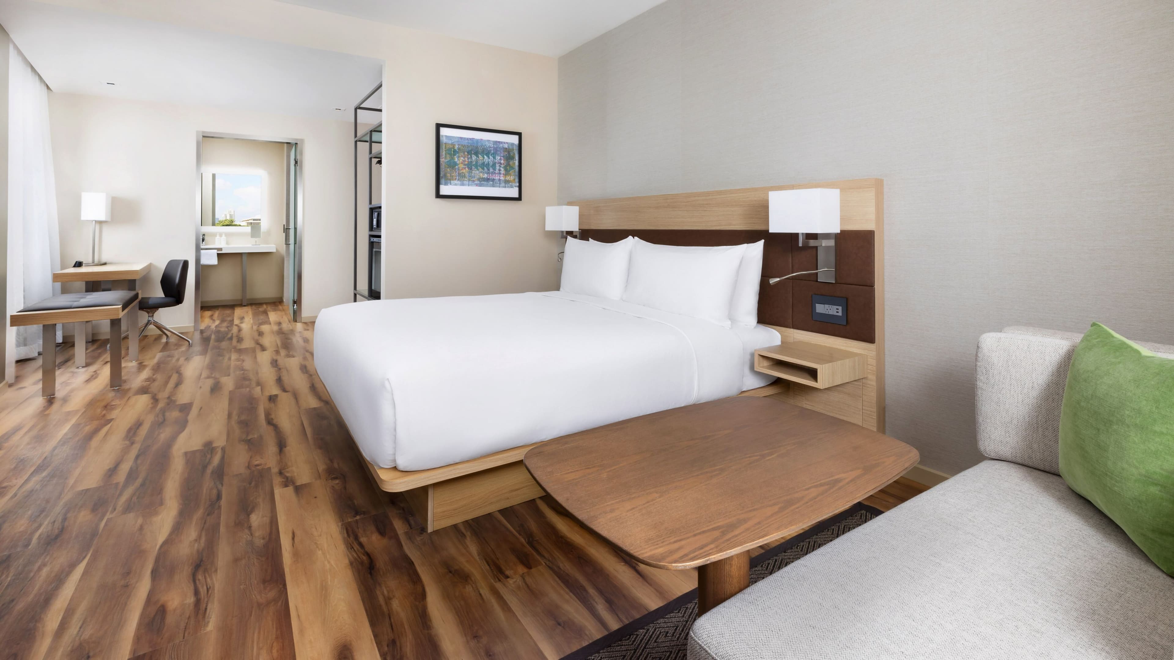 AC Hotel Honolulu - Image 4