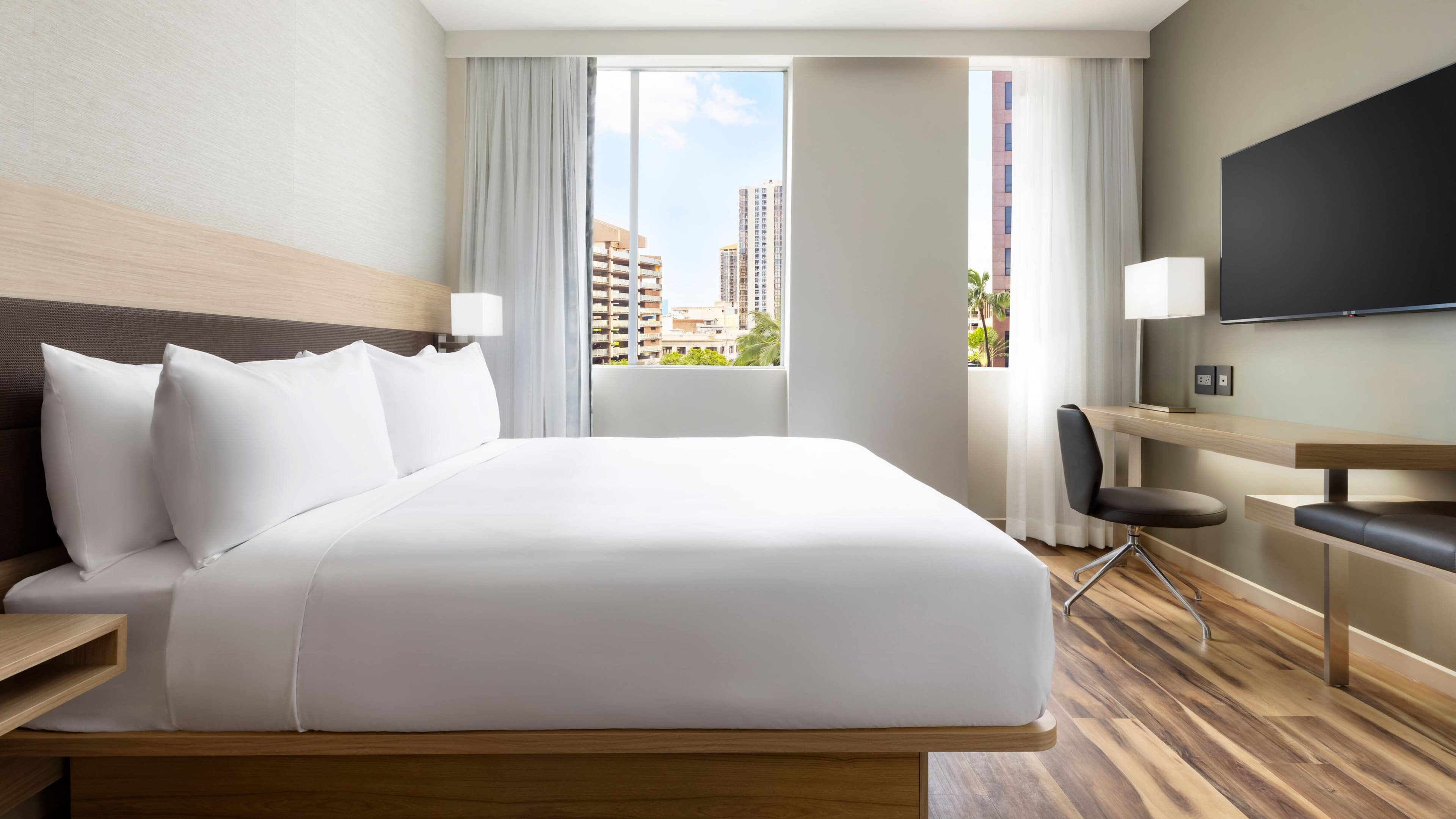 King Guestroom - Image 2