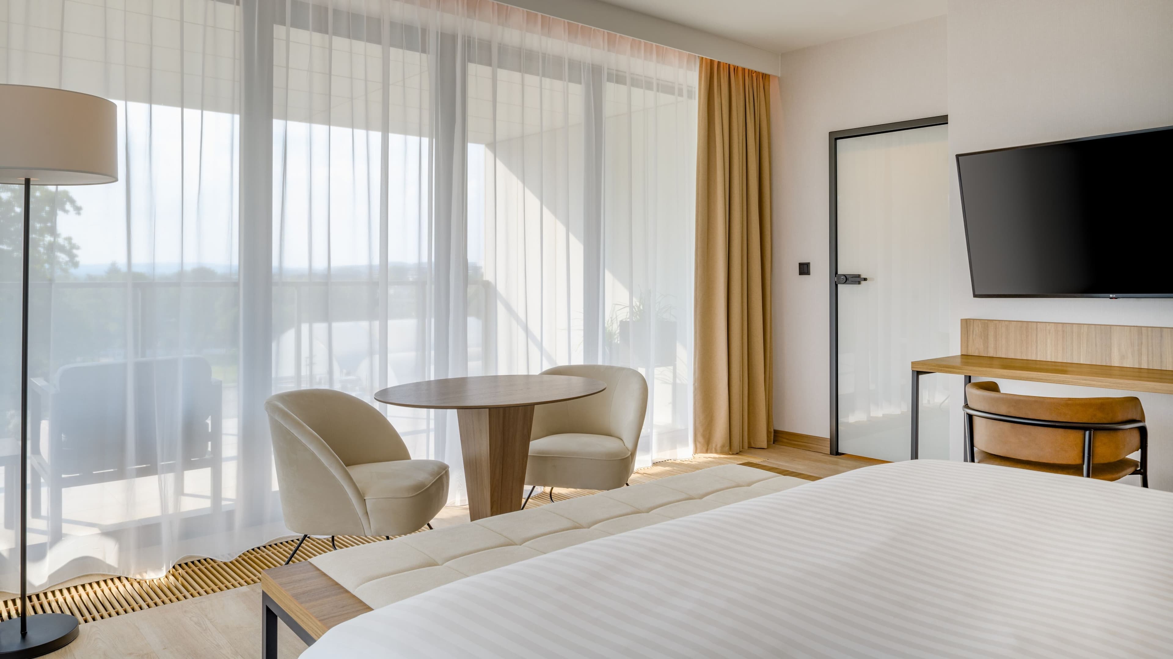 AC Hotel Krakow - Image 2