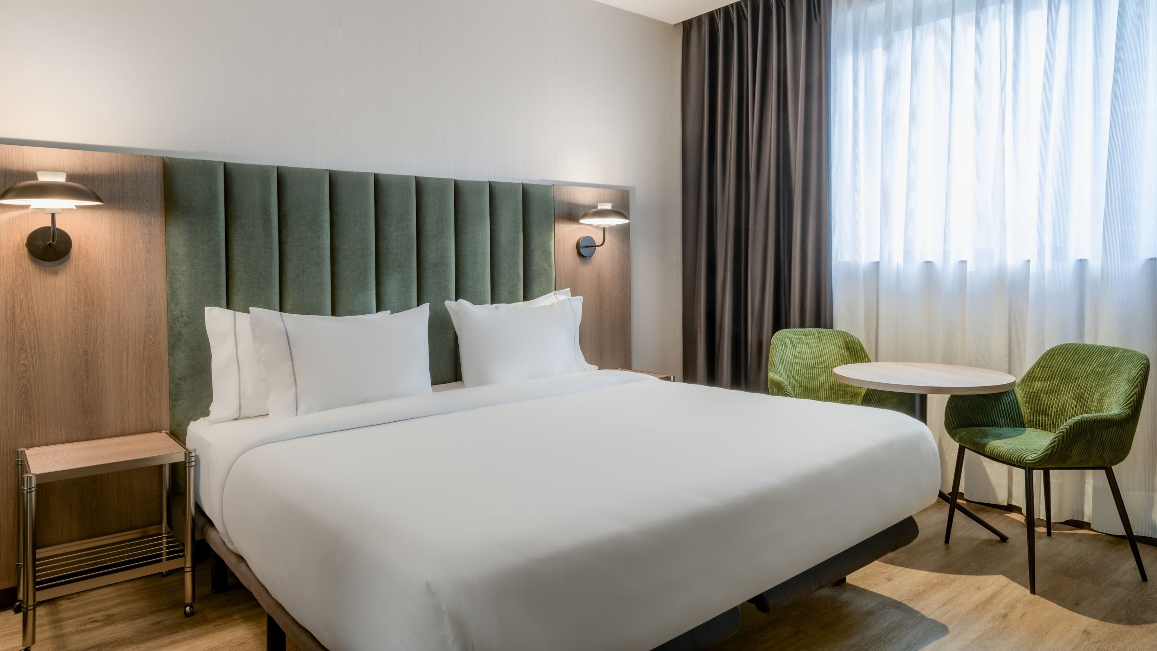 AC Hotel Madrid Feria - Image 2