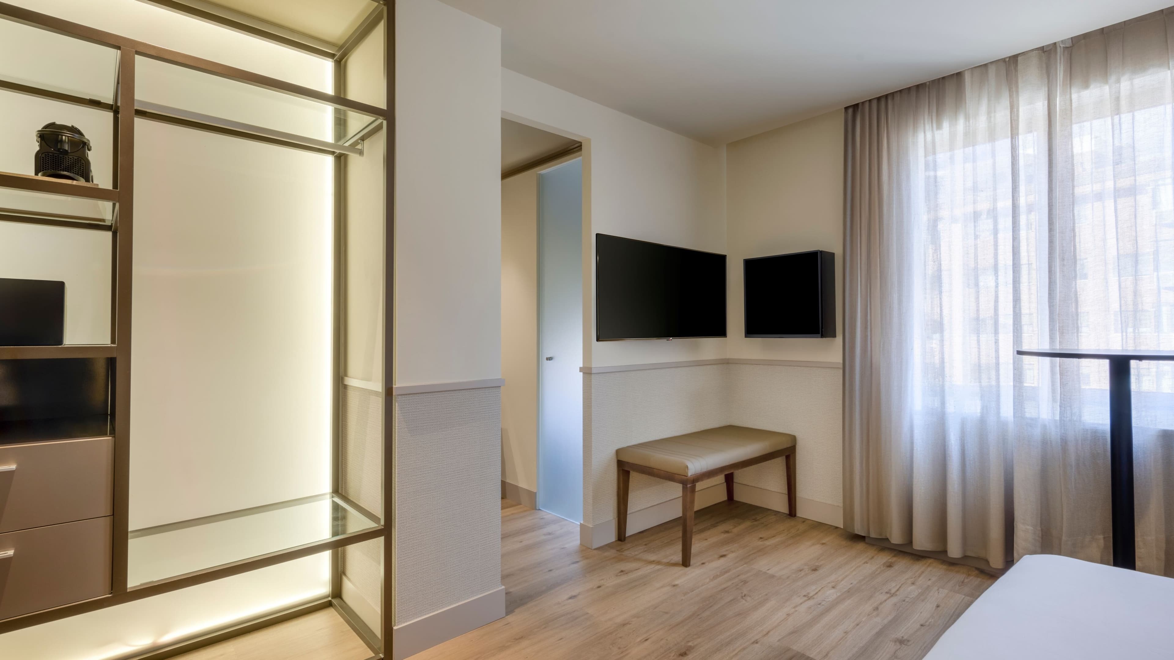 Standard Queen - Image 12