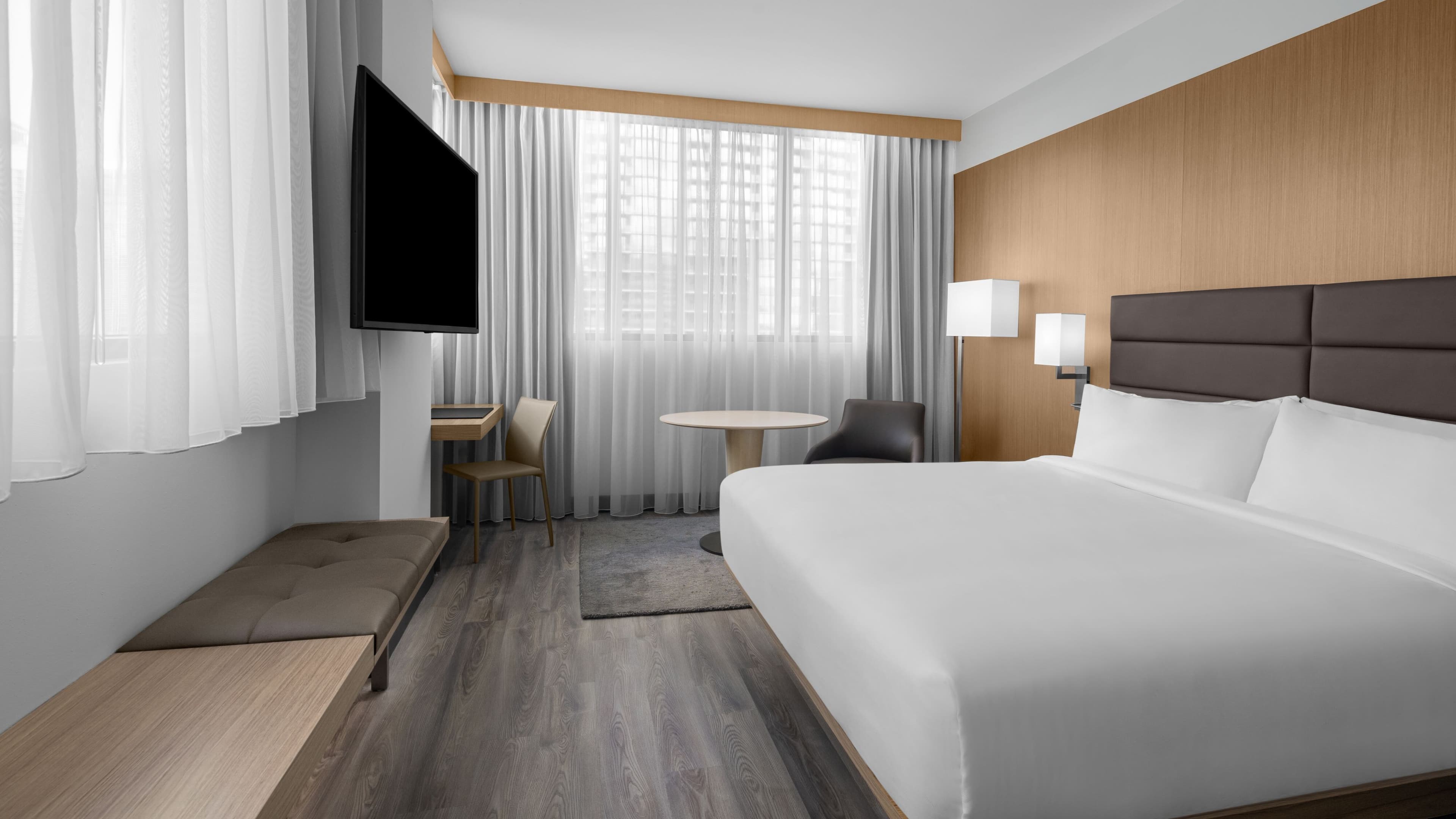 AC Hotel Miami Brickell - Image 2