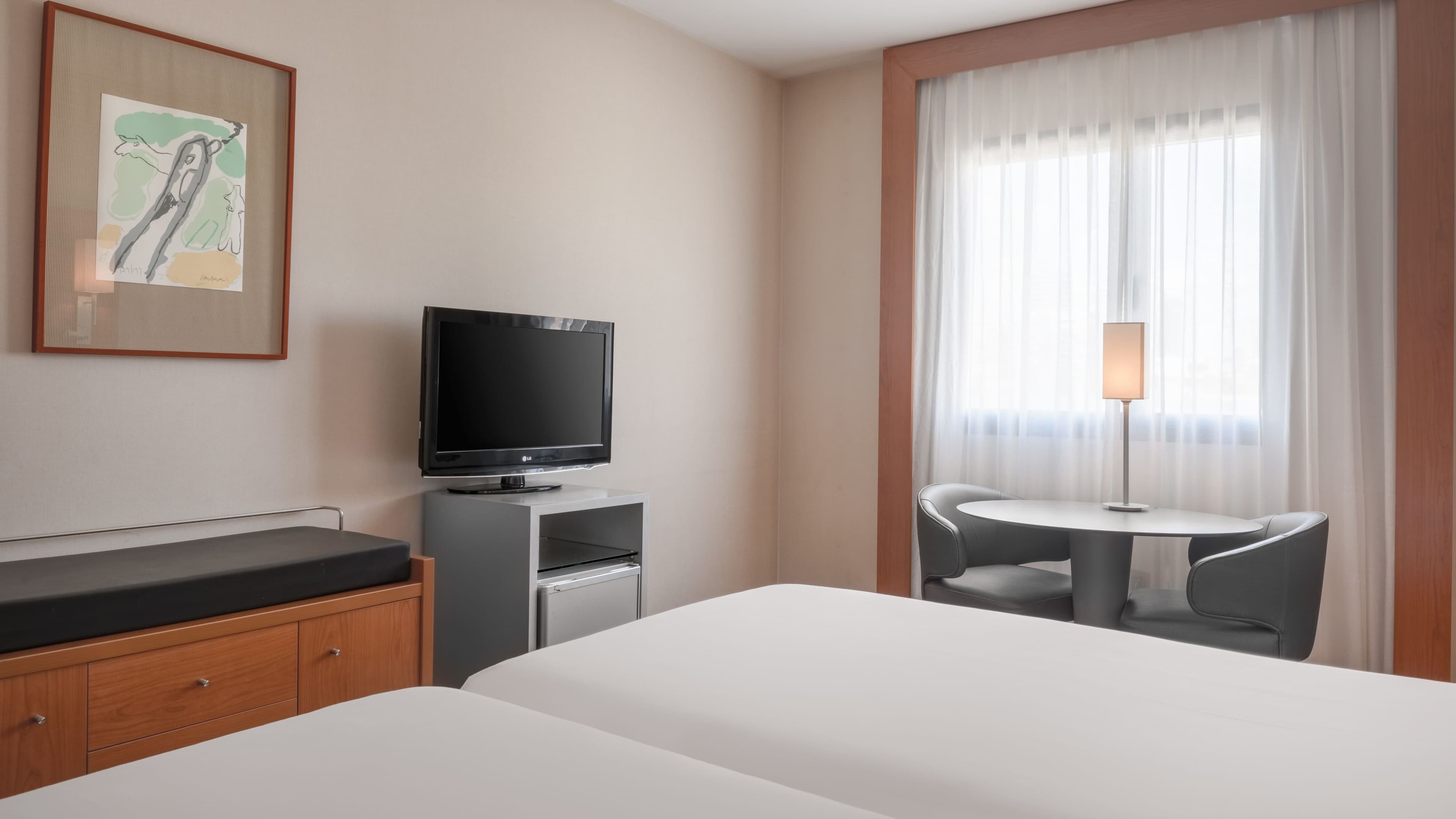 AC Hotel Murcia - Image 5