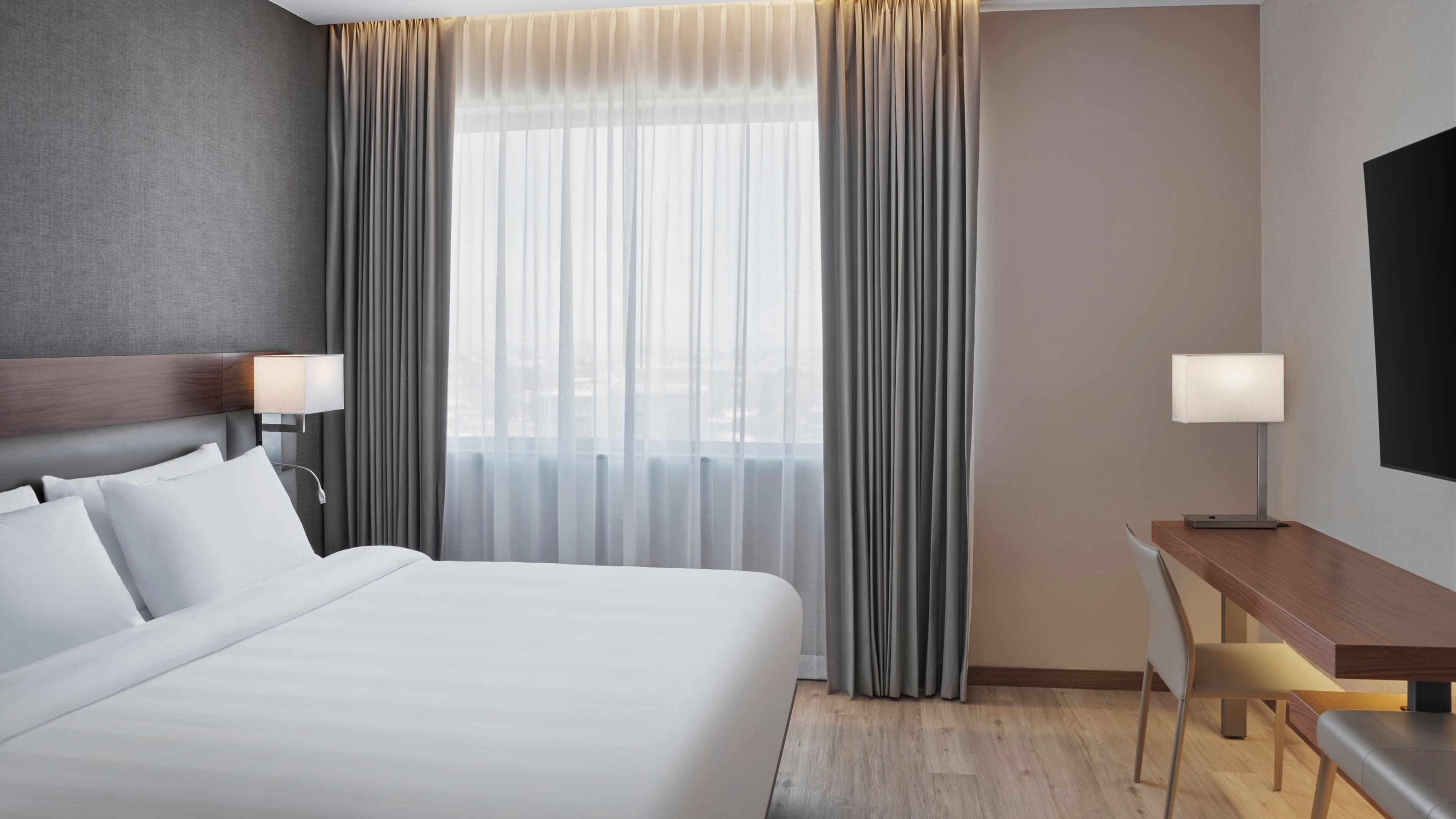 AC Guest Room King - Image 1