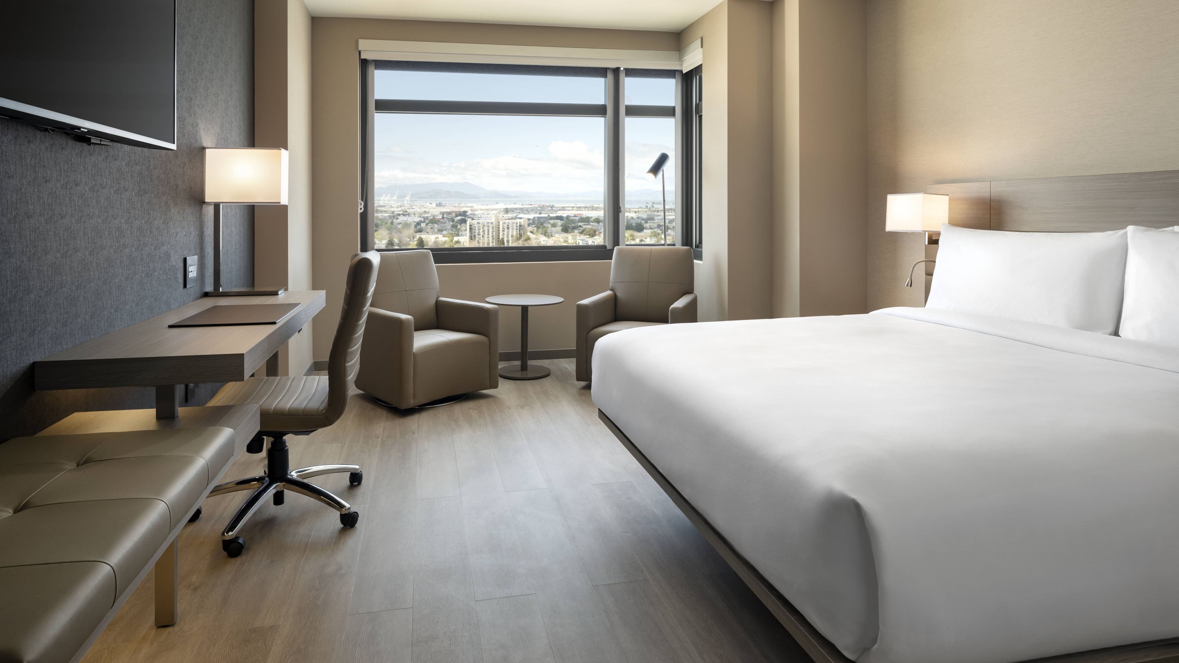 AC Hotel Oakland Downtown — 10