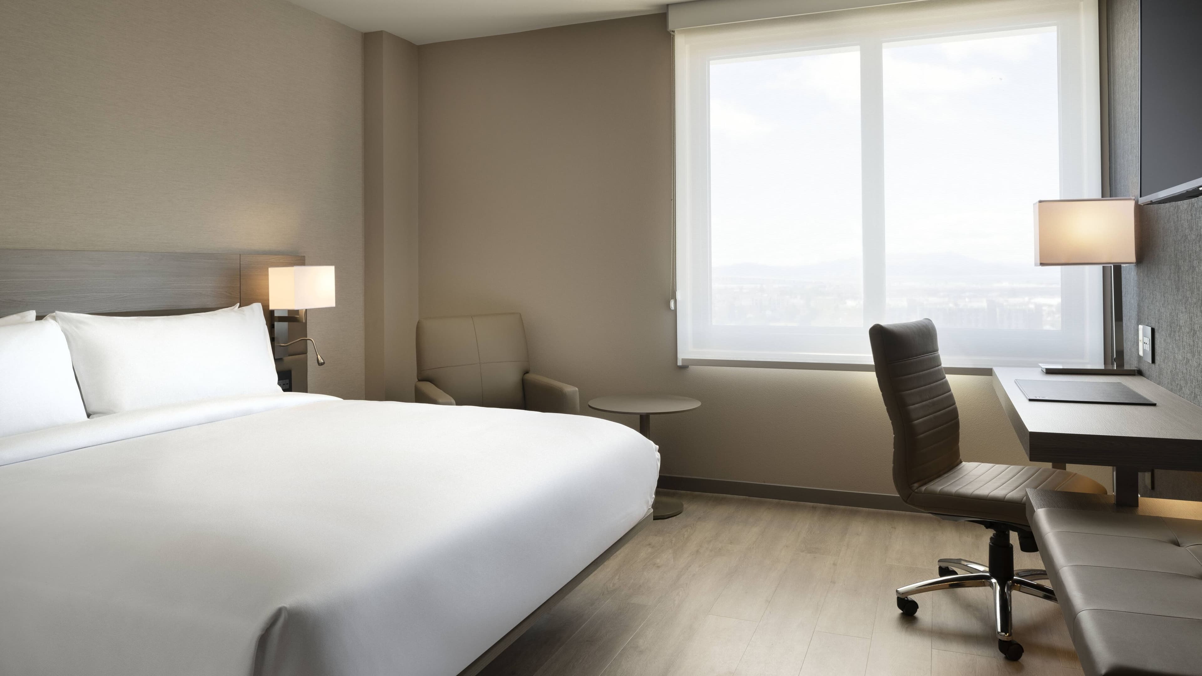 AC Hotel Oakland Downtown — 13