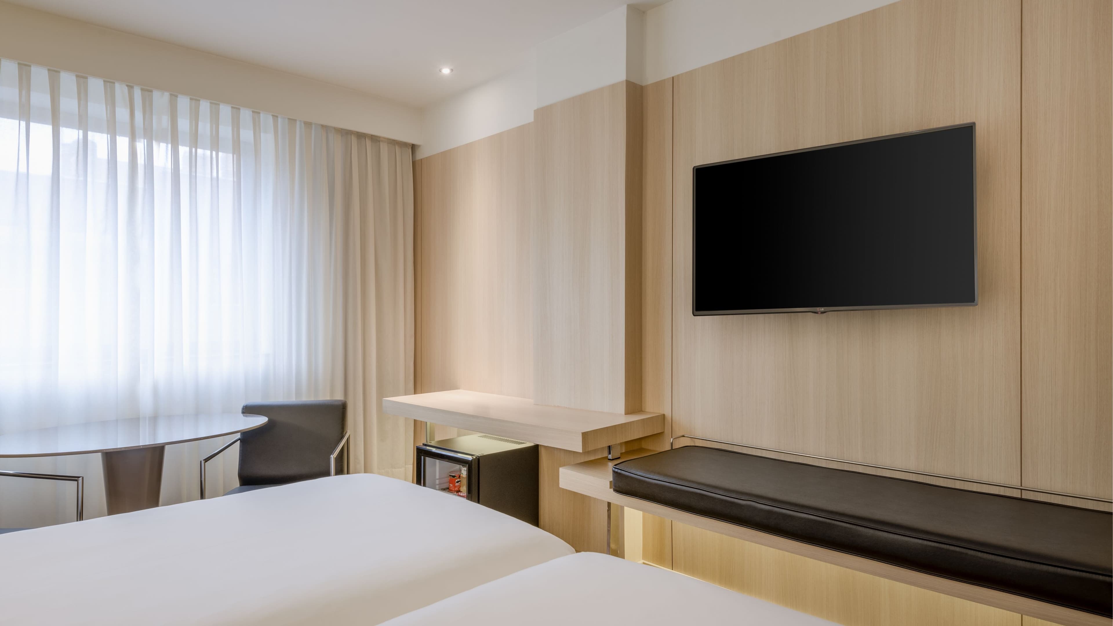 AC Hotel Cordoba - Image 3