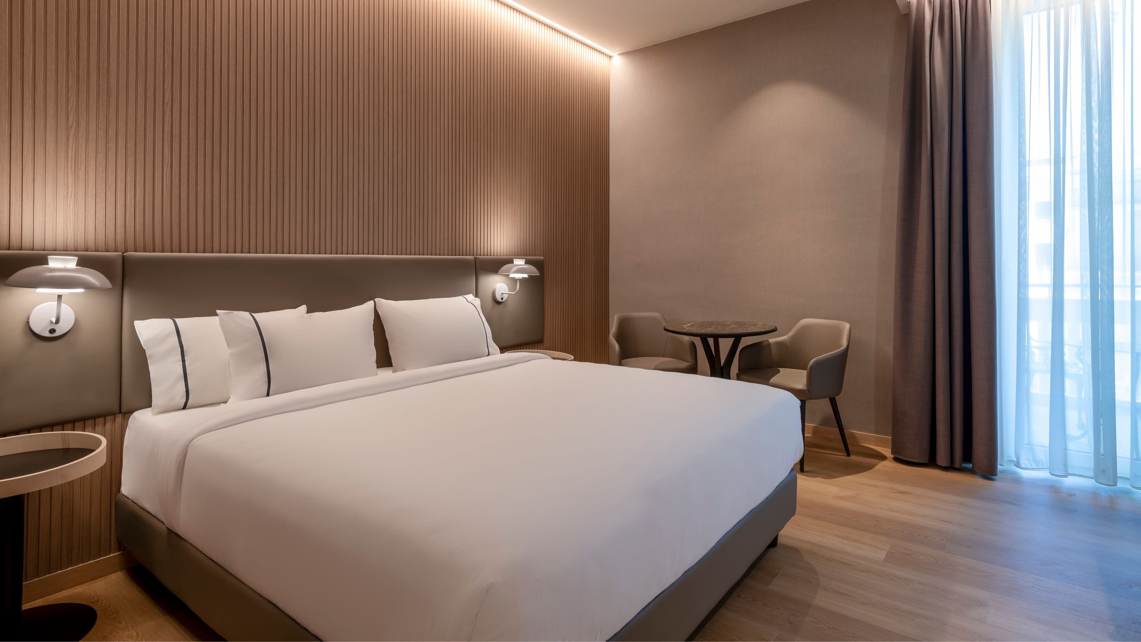Deluxe Guest room - Image 1